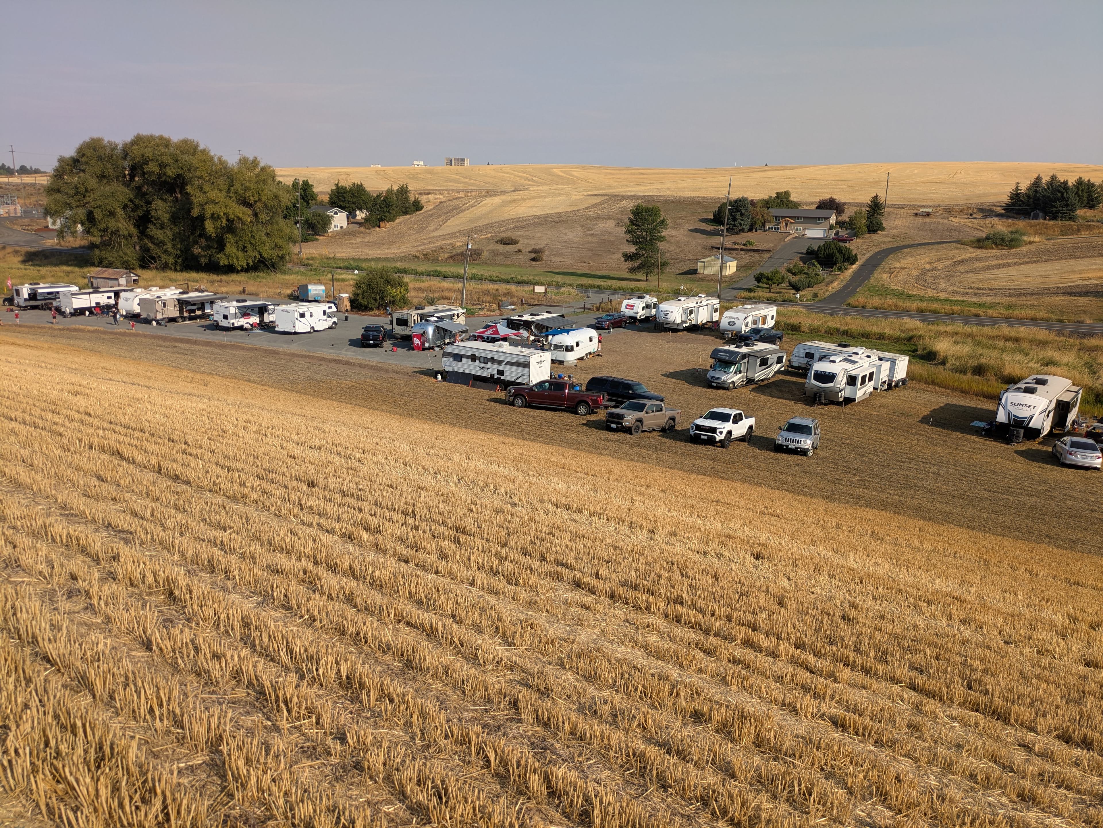 Long Table Camping & Lodging