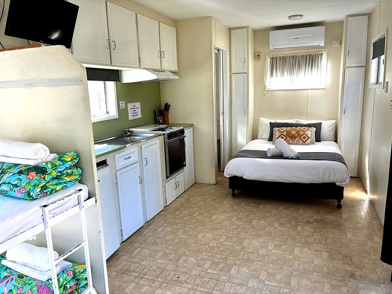 Kalaru Holiday Village