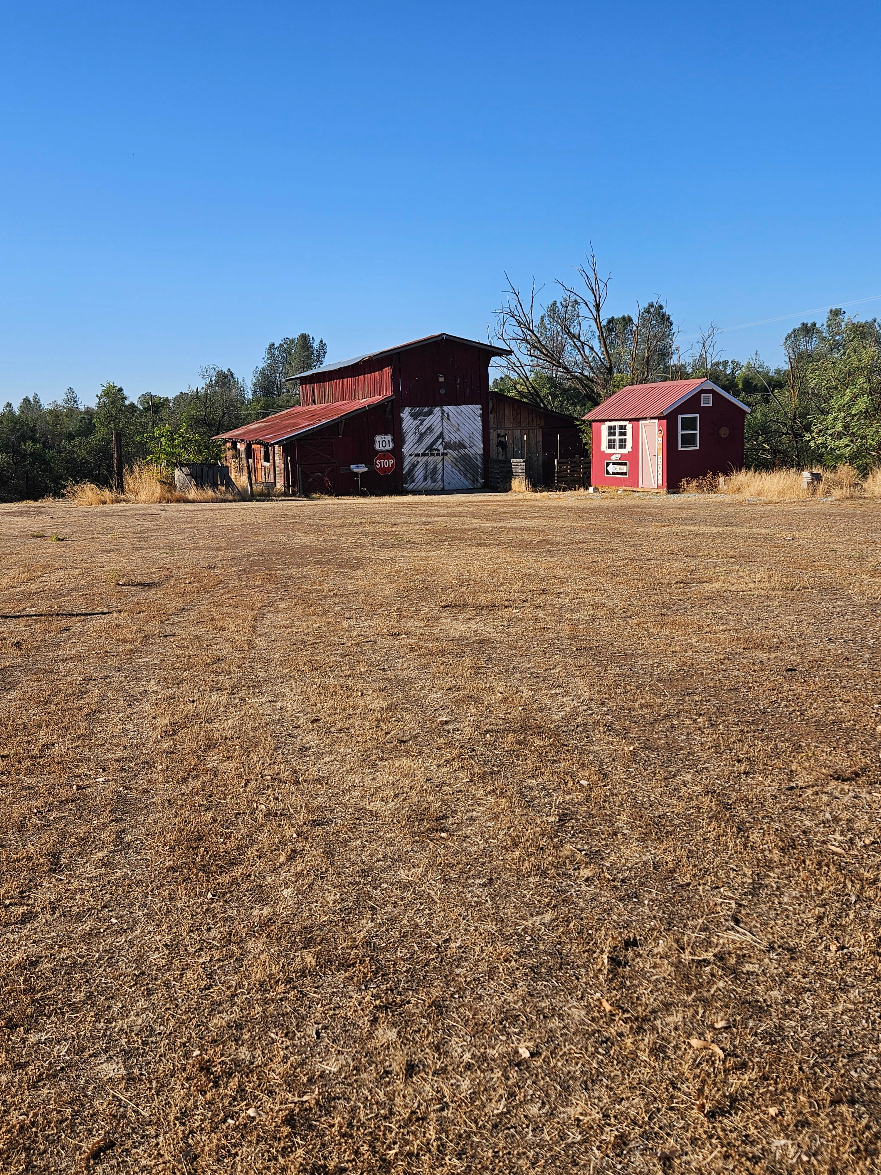 Happy Valley Roadhouse