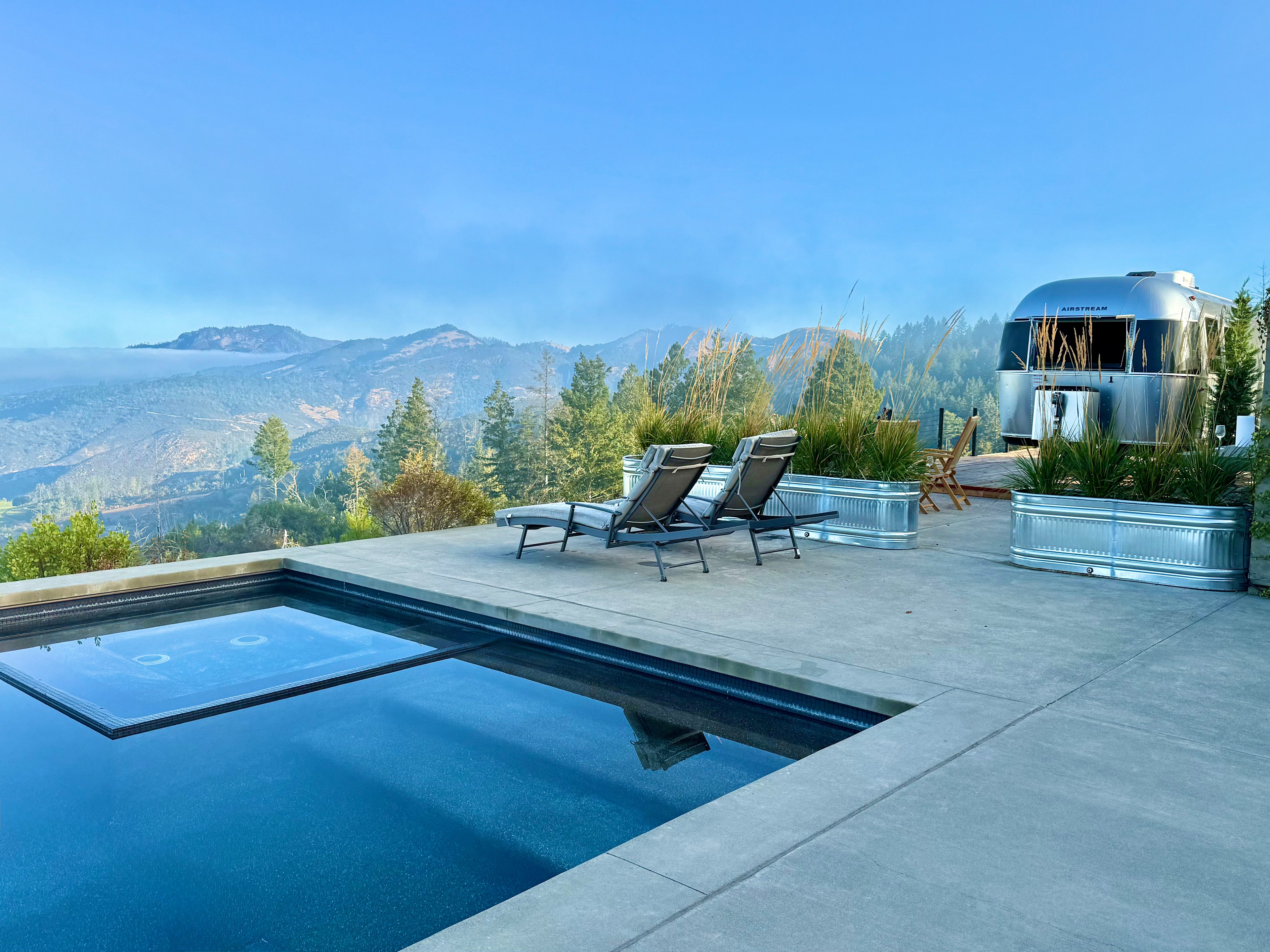 Sonoma Airstream w/ Heated Pool/Spa