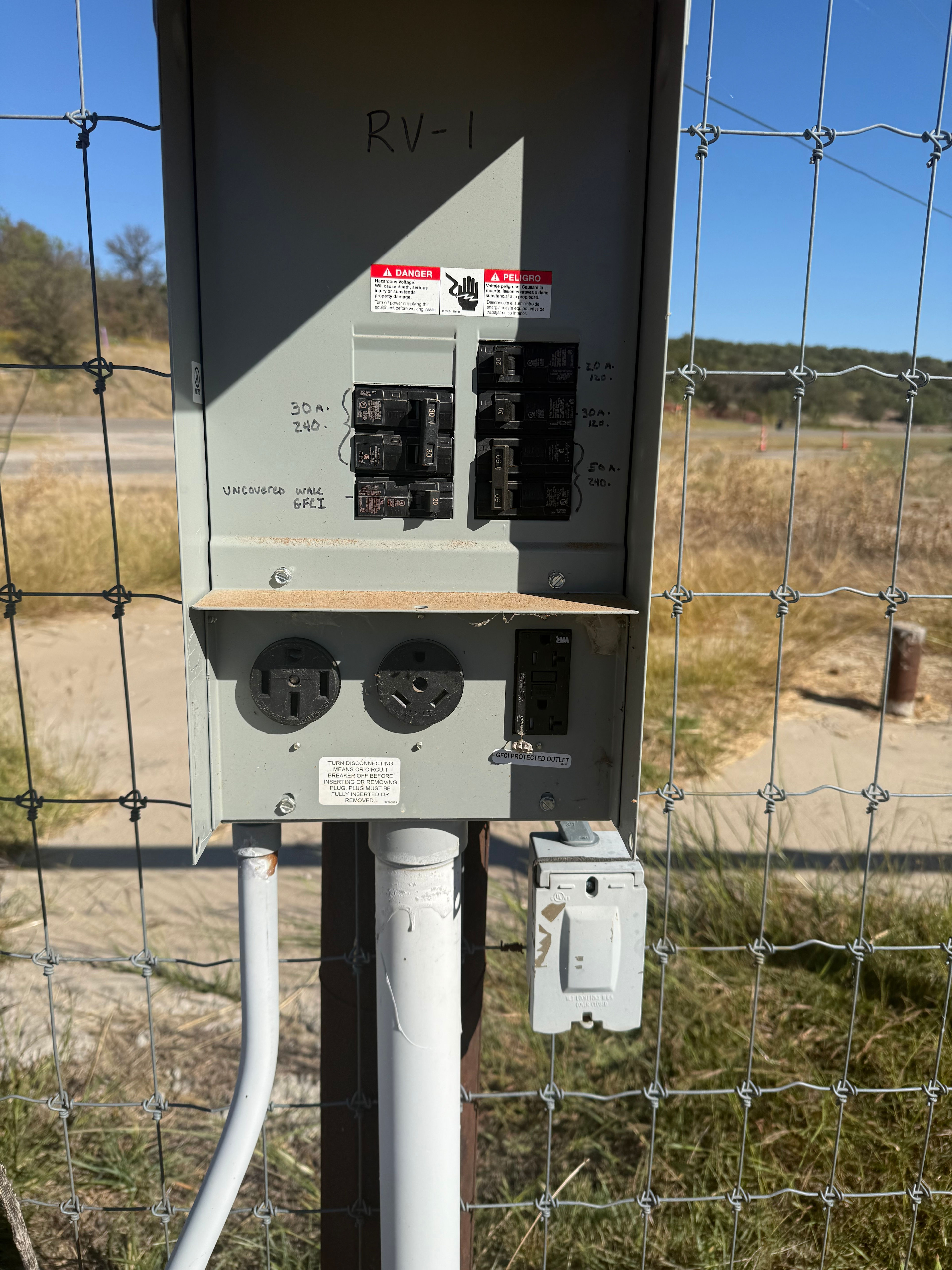 Salt Creek Inn And Market