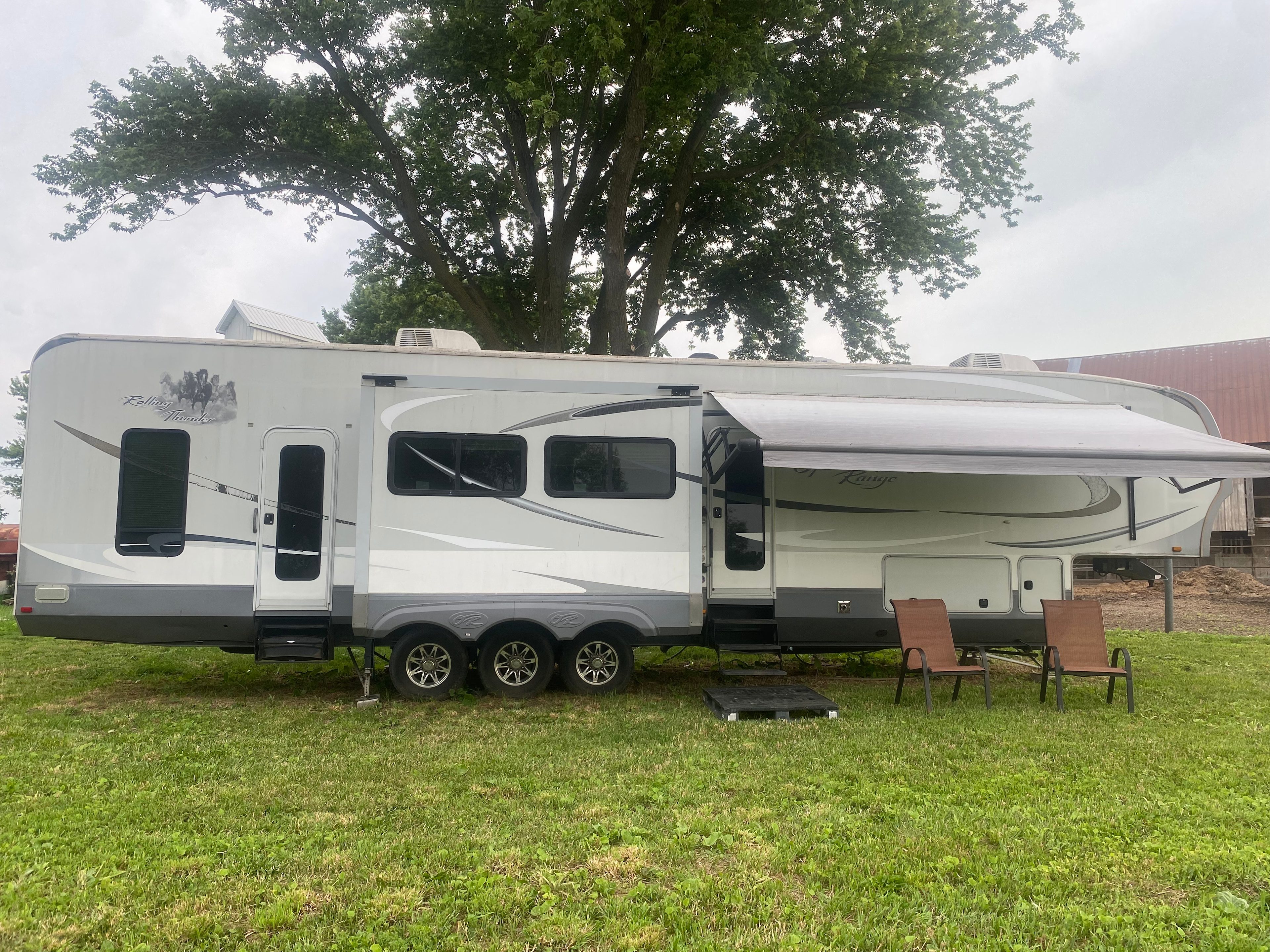 Green Meadow Amish Farm
