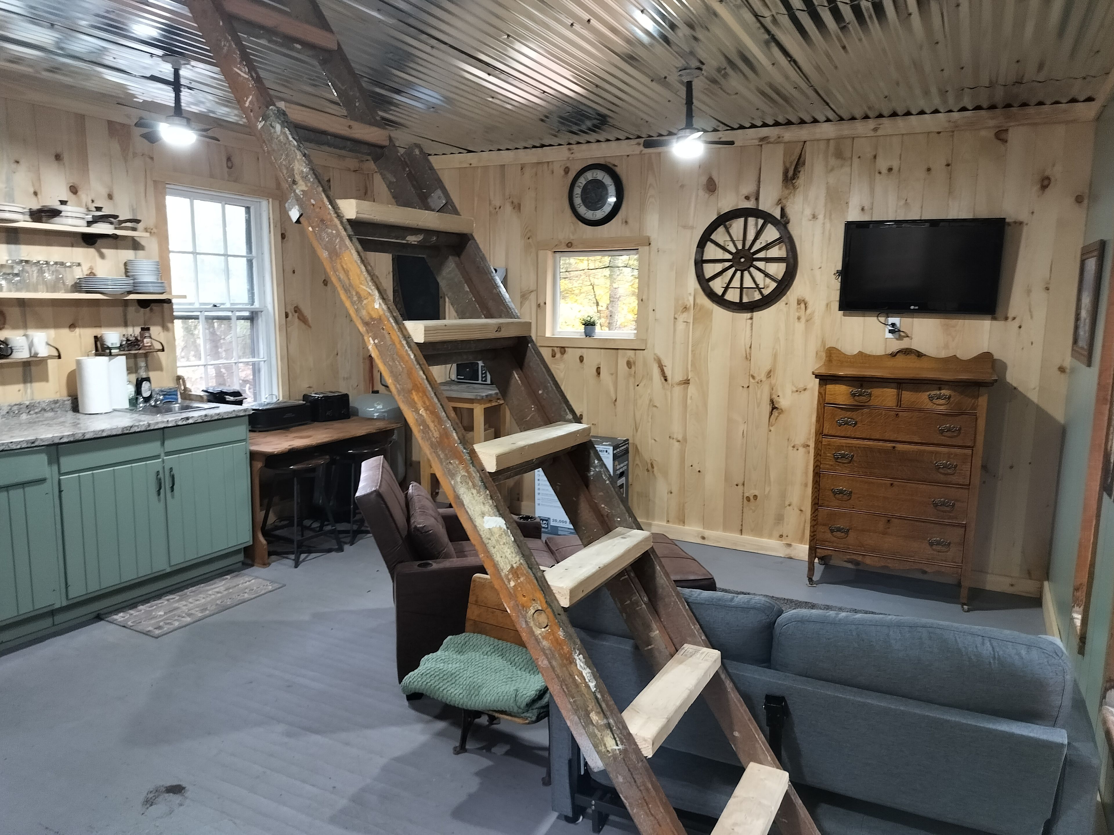 Tiny Tupper Recovery Cabin