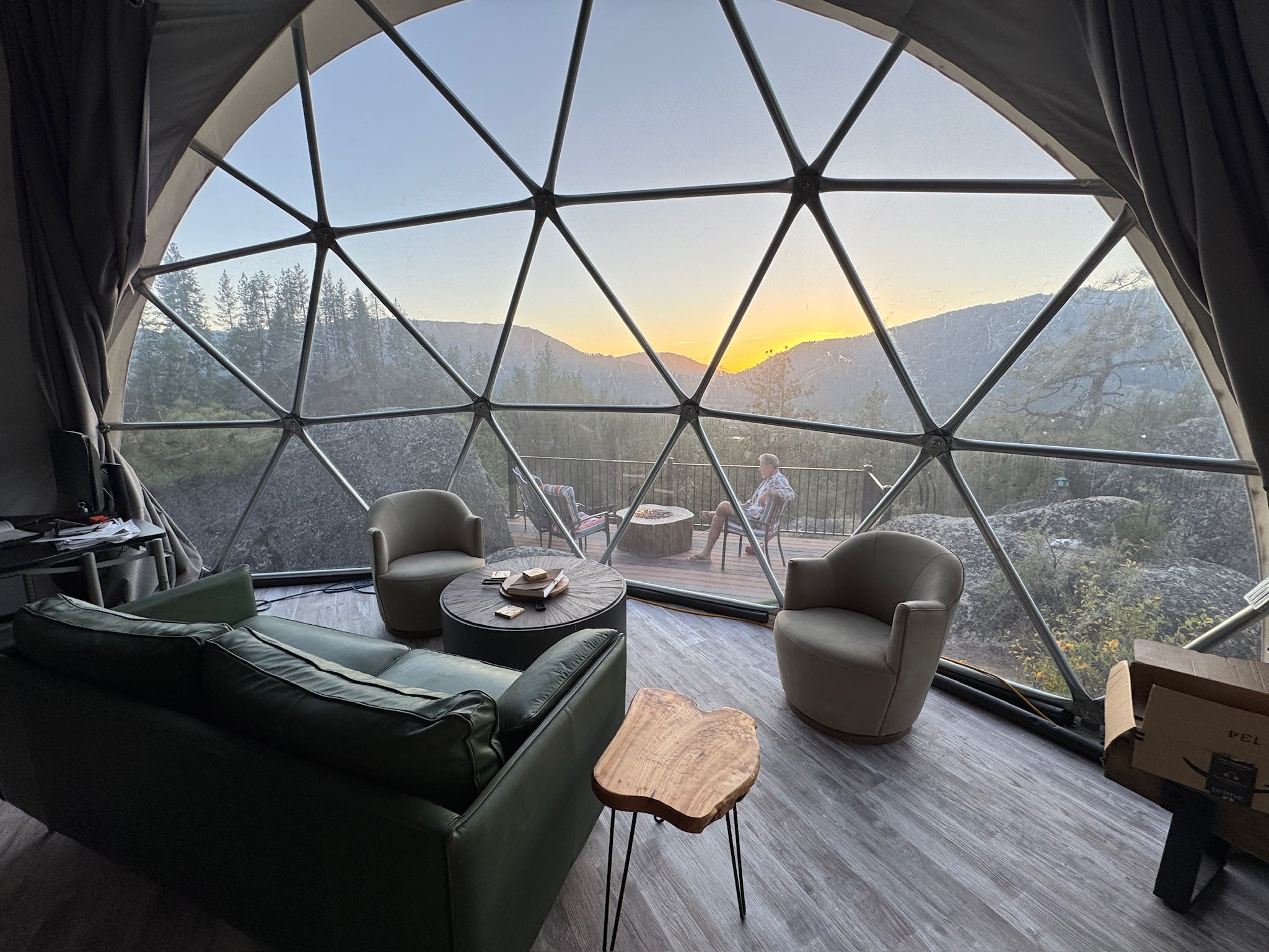 An Epic Romantic Glamping Hideaway