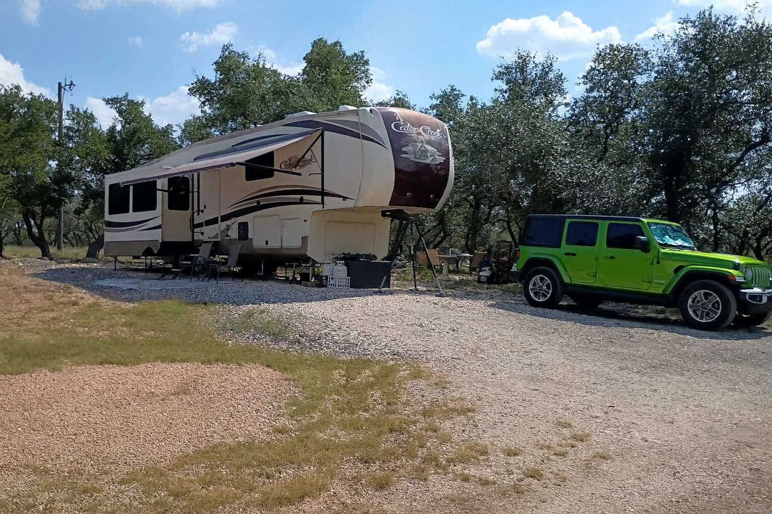Cowboys & Angels Venue, Cabins & RV