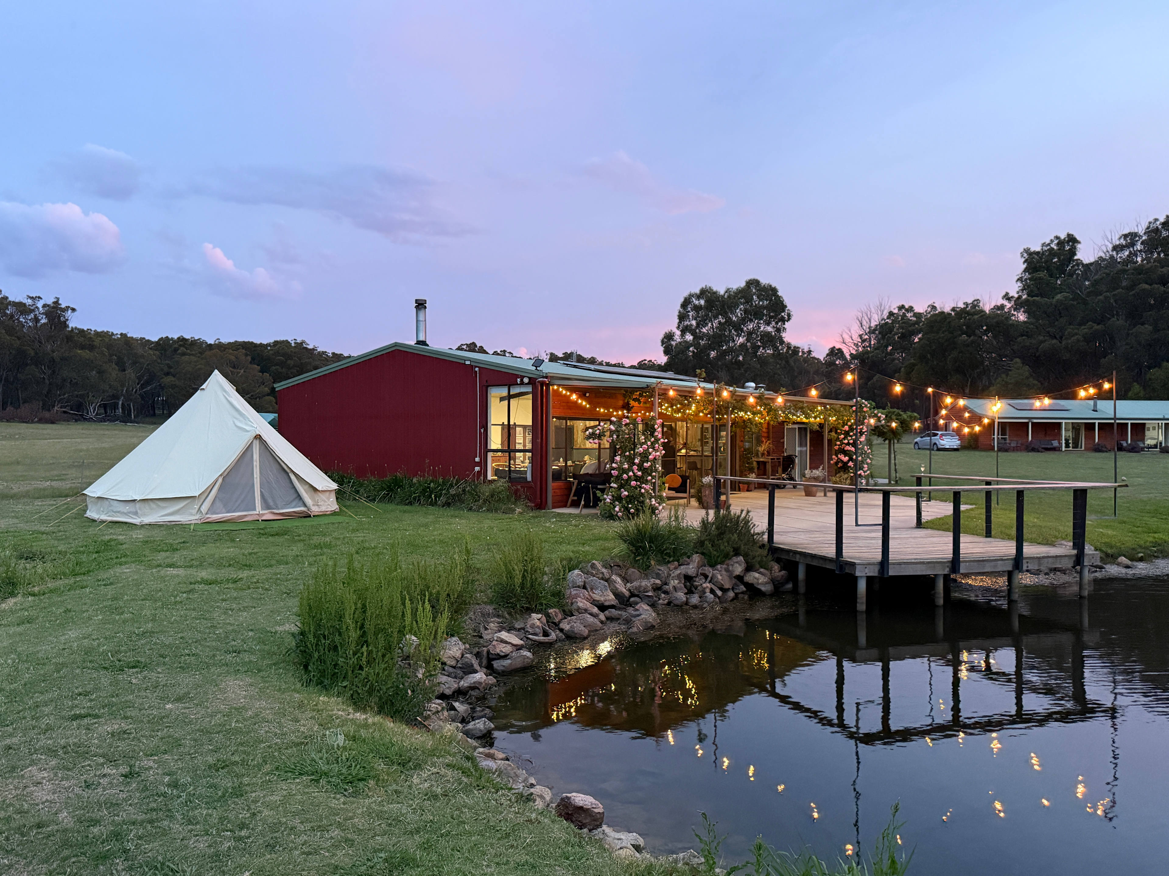 Glamping | hot tub + fire pit