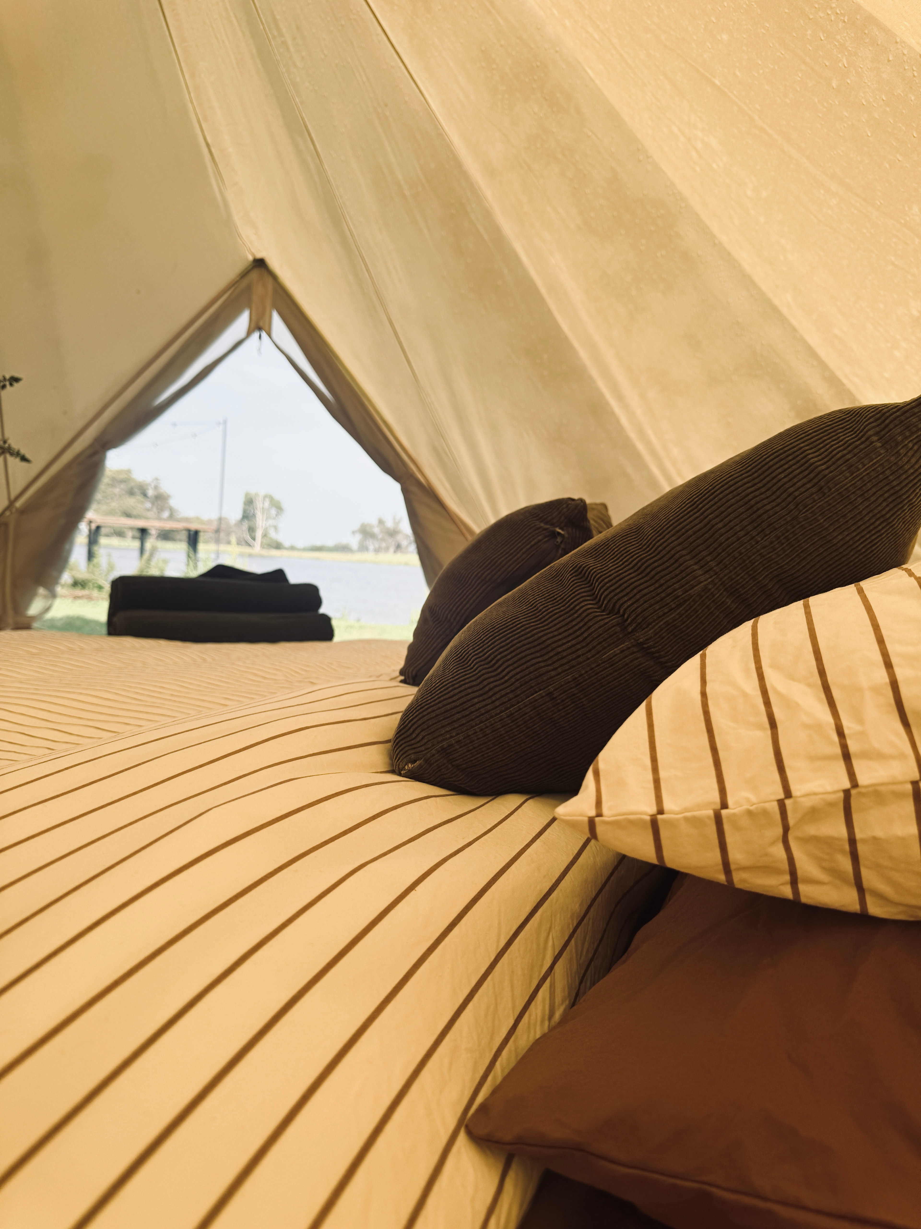 Glamping | hot tub + fire pit