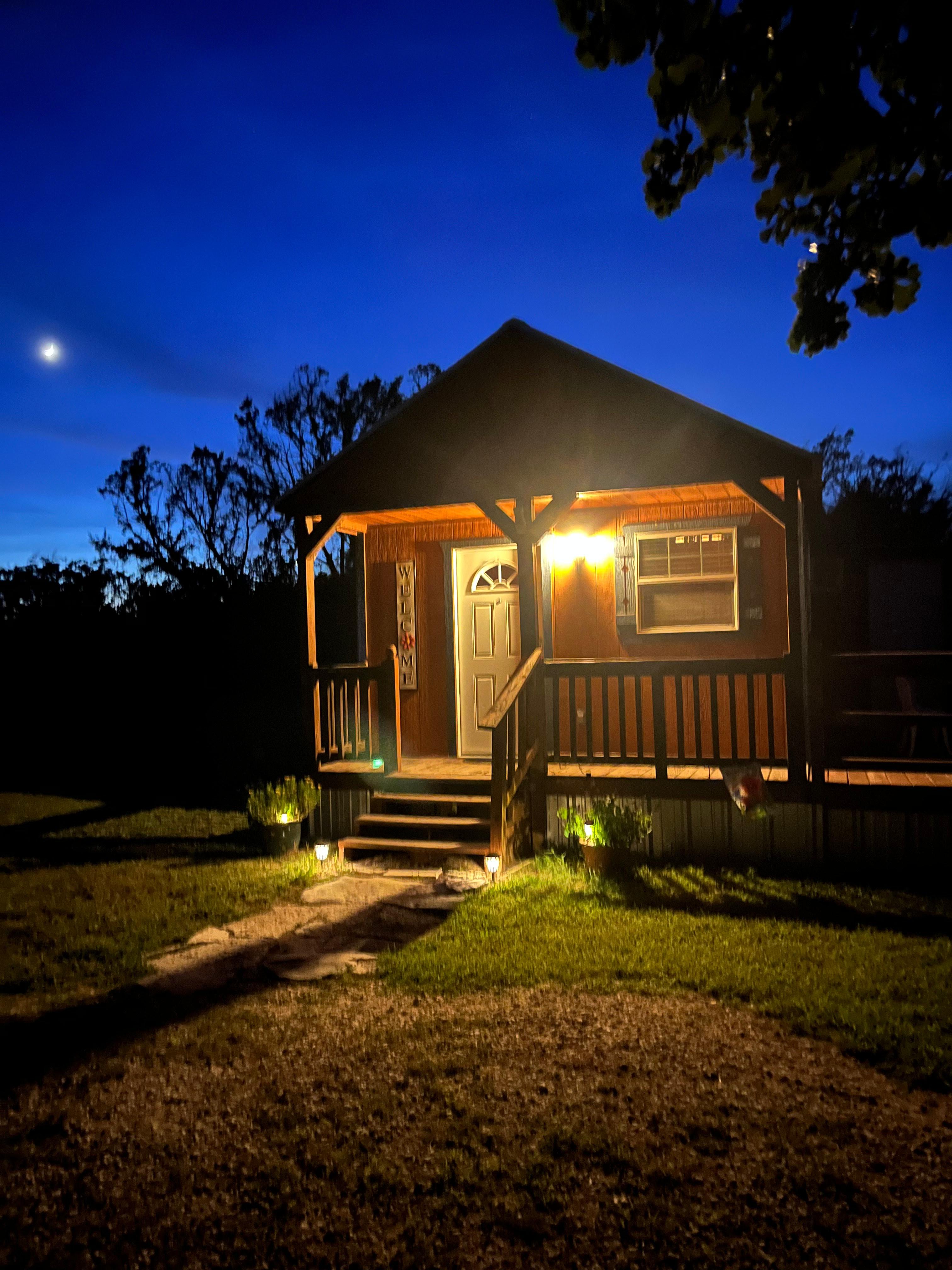 Serenity Cabin + Set A Tent Outside