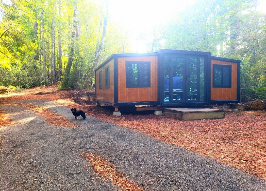 Huckleberry Hideaway•Redwood Ridge