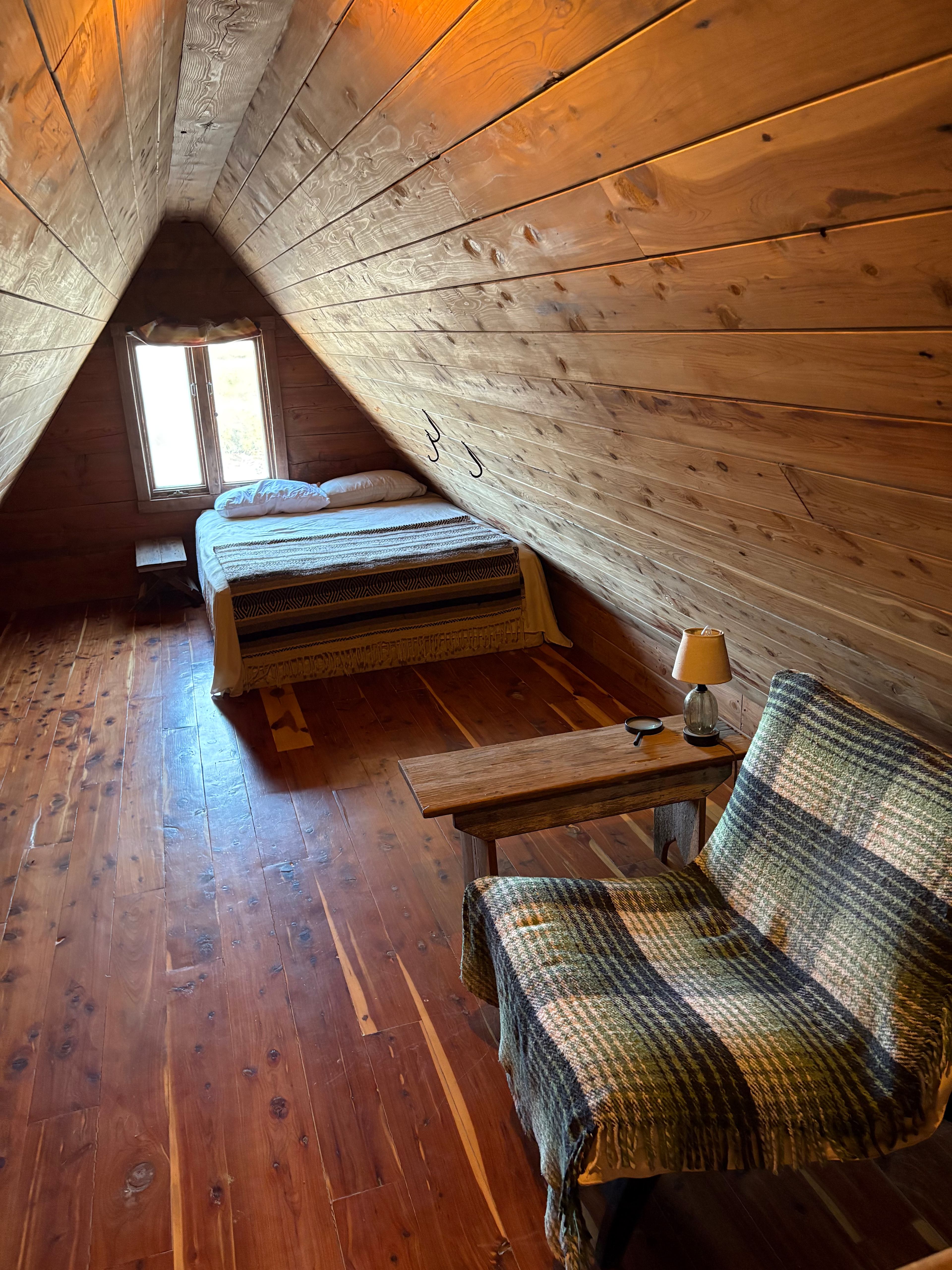 Casa de Keaveny Cabin and Campsite