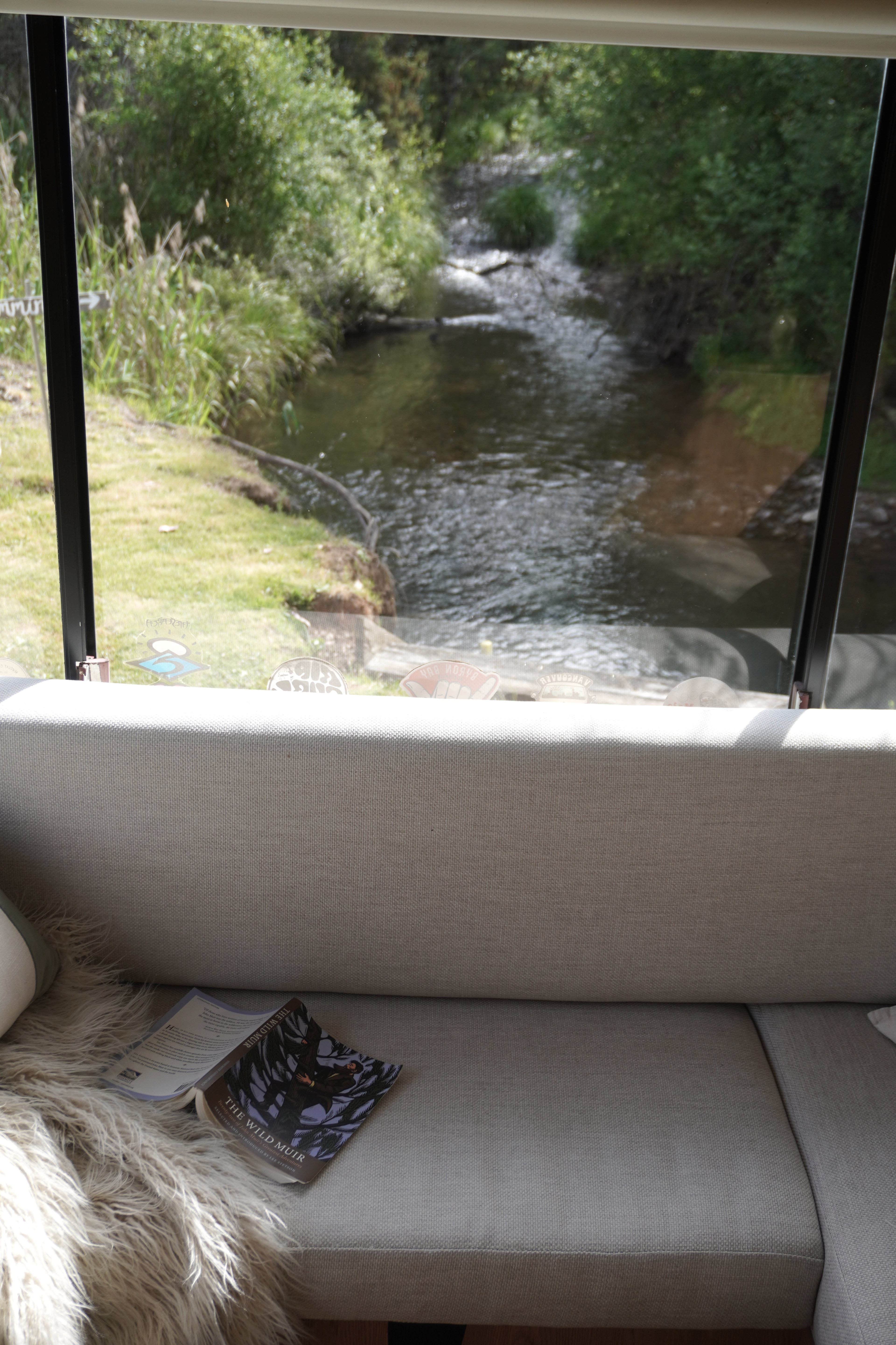 Wandi Creekside Paradise