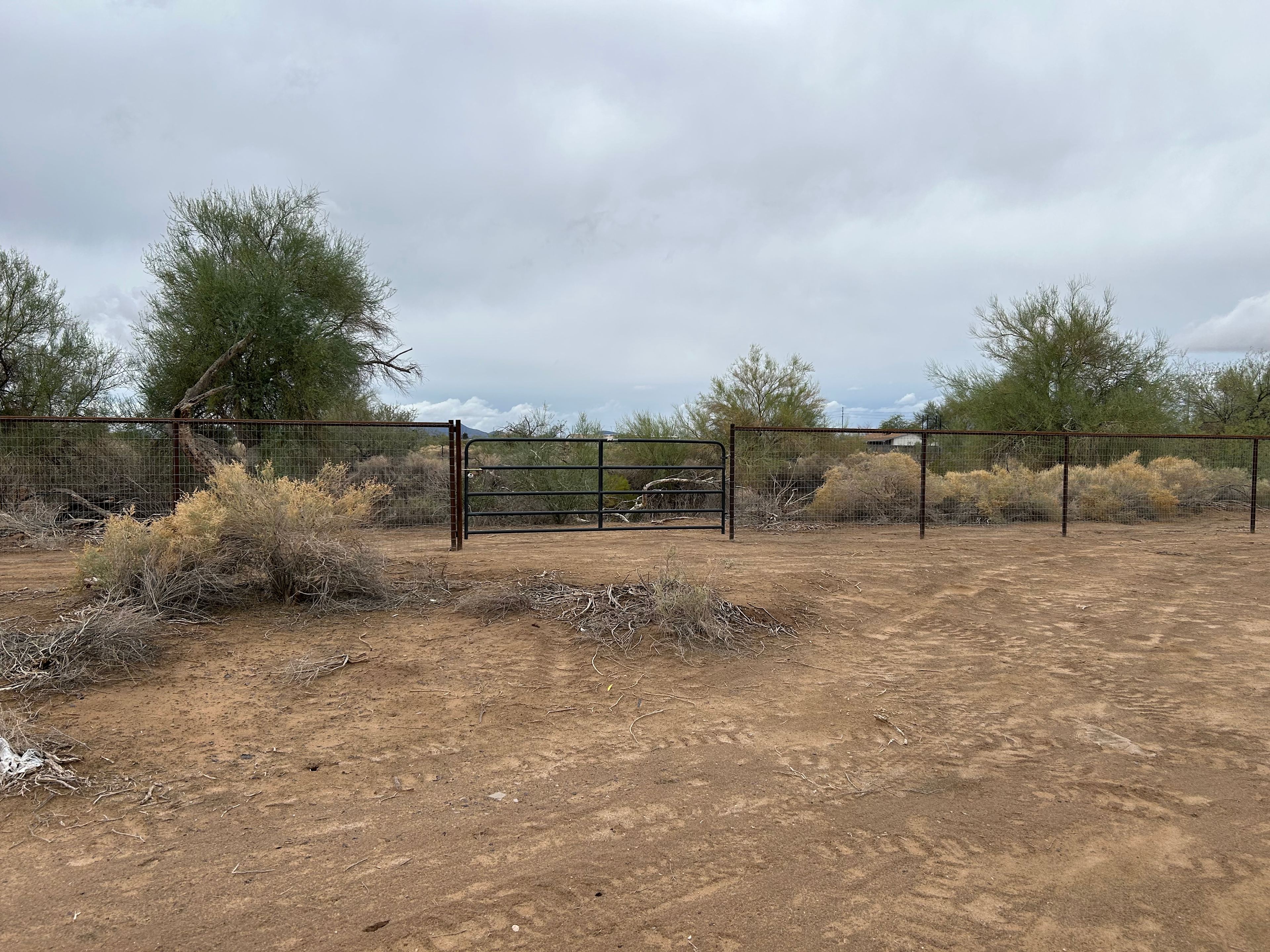 3Acre Desert RV Camp W/ 5’ Fence