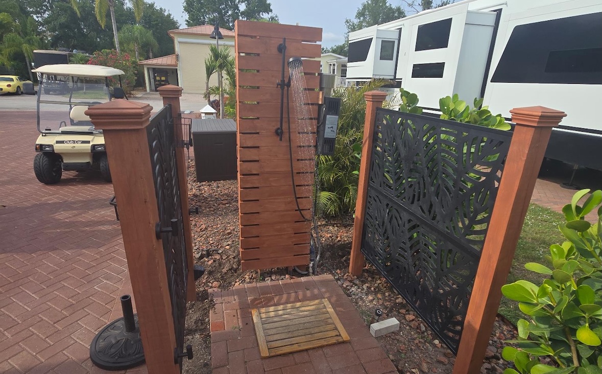 The Woods RV - Clothing Optional