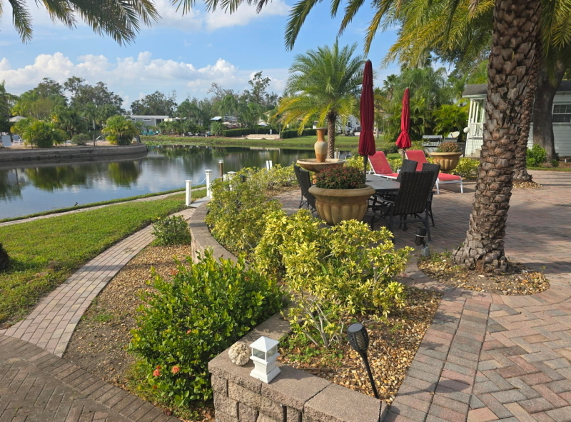 The Woods RV - Clothing Optional