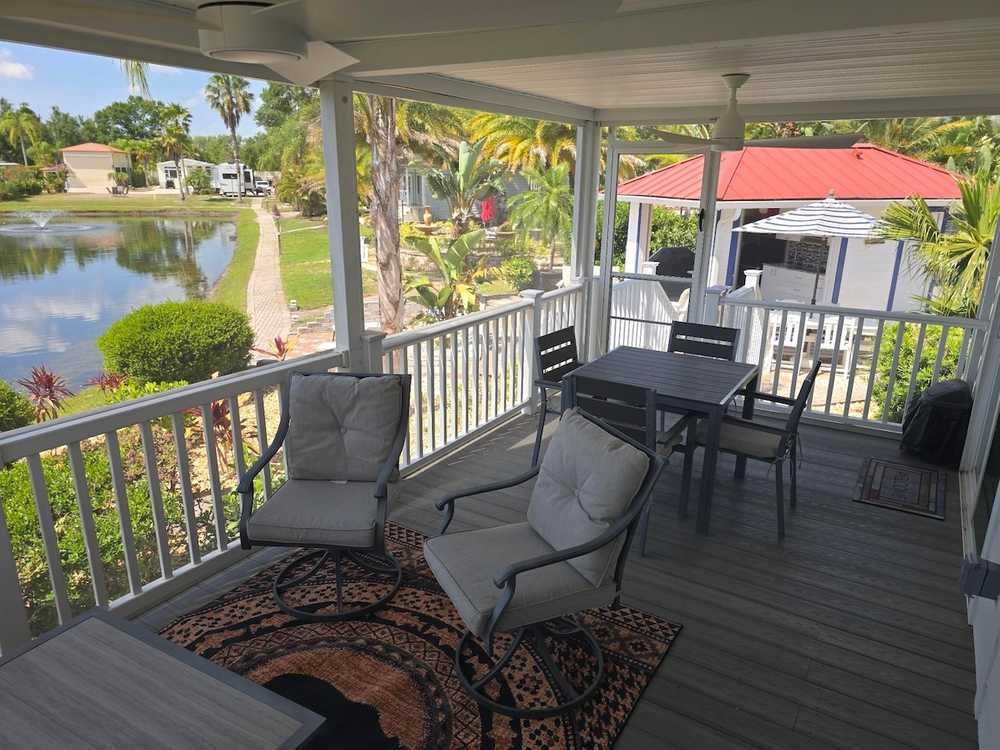 The Woods RV - Clothing Optional