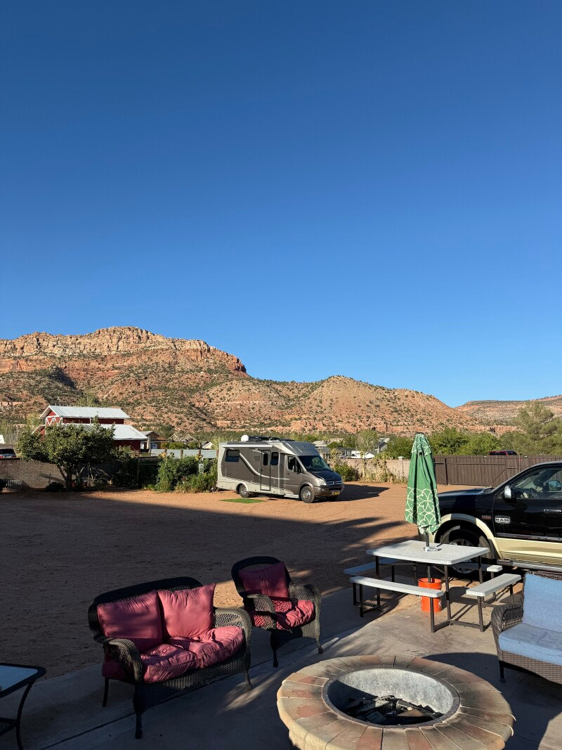 Zion Cliff Lodge