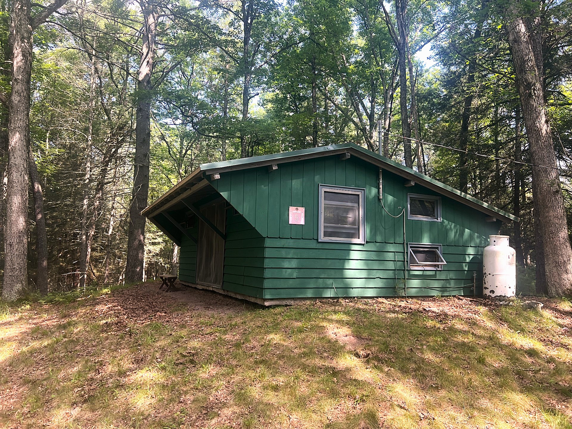 Ten Mile River: Lakeside Cabins