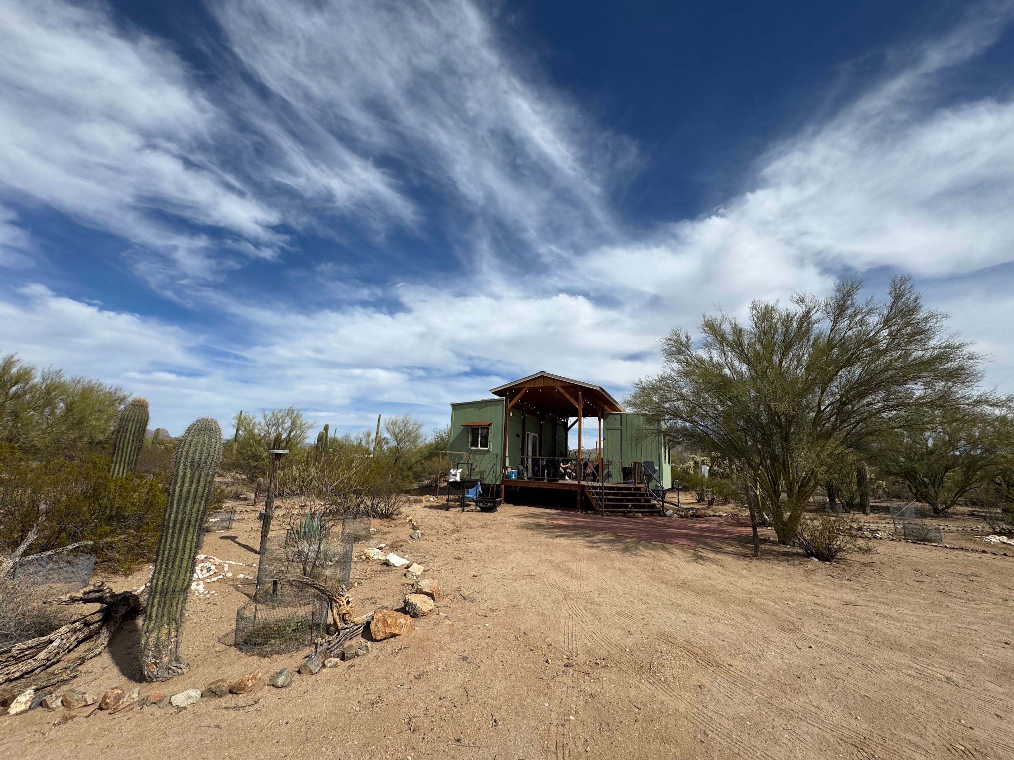 Sunset Saguaro Park Retreat-HIKING!