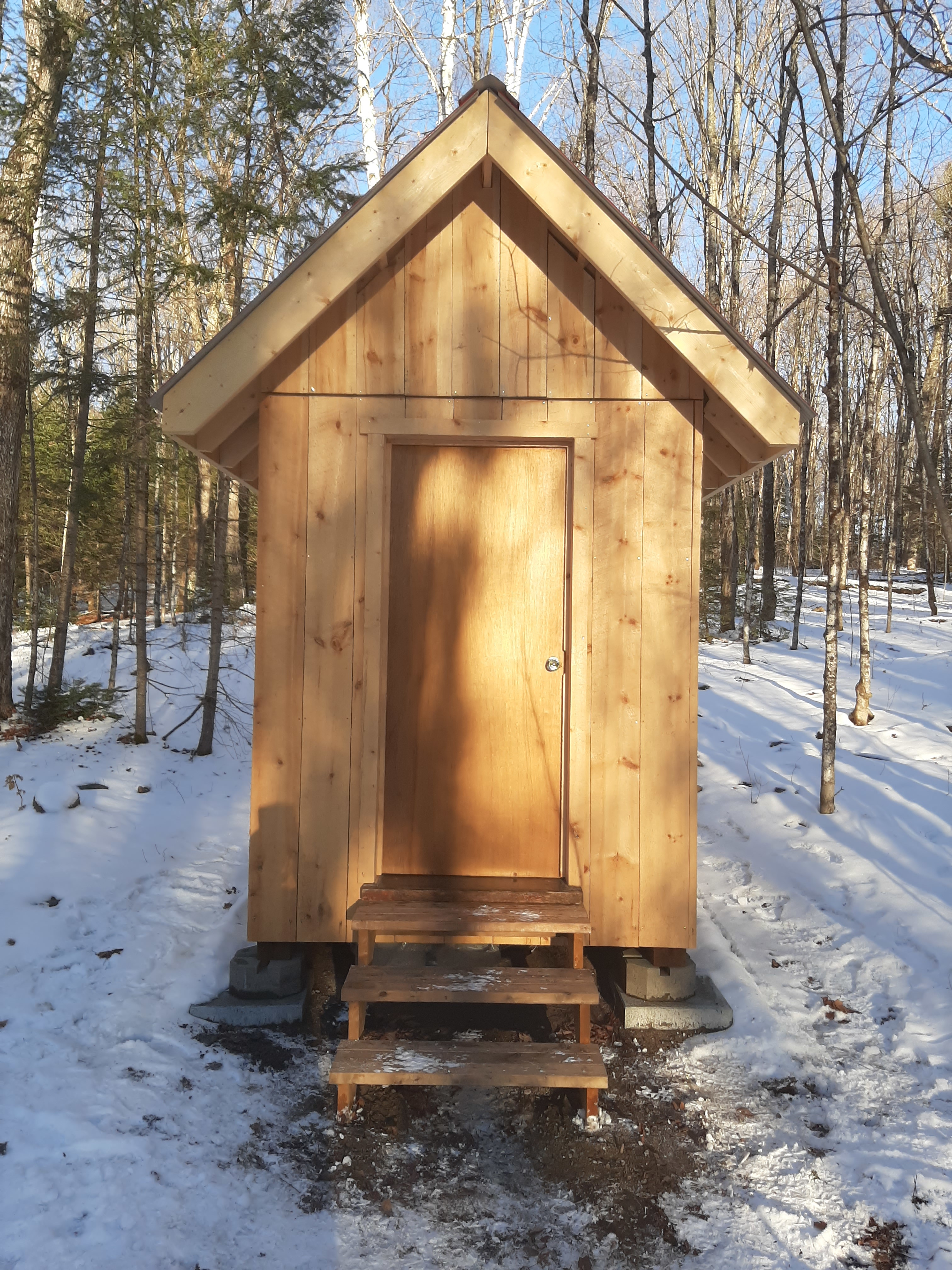 General purpose shed for storing gear