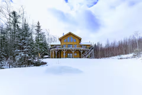 White Mountain Adventure Cabin