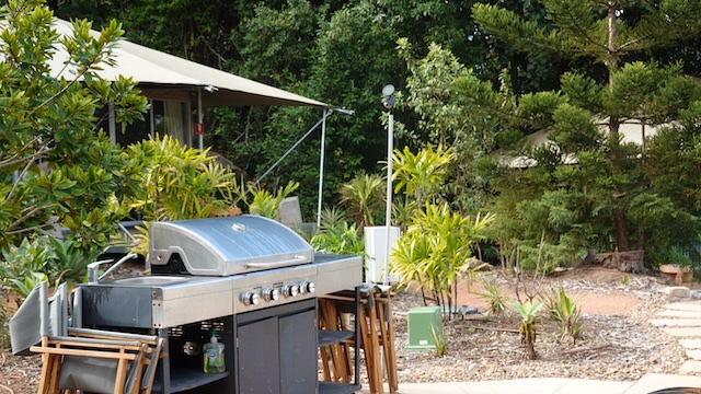 Magnetic Glamping Safari Tent 2