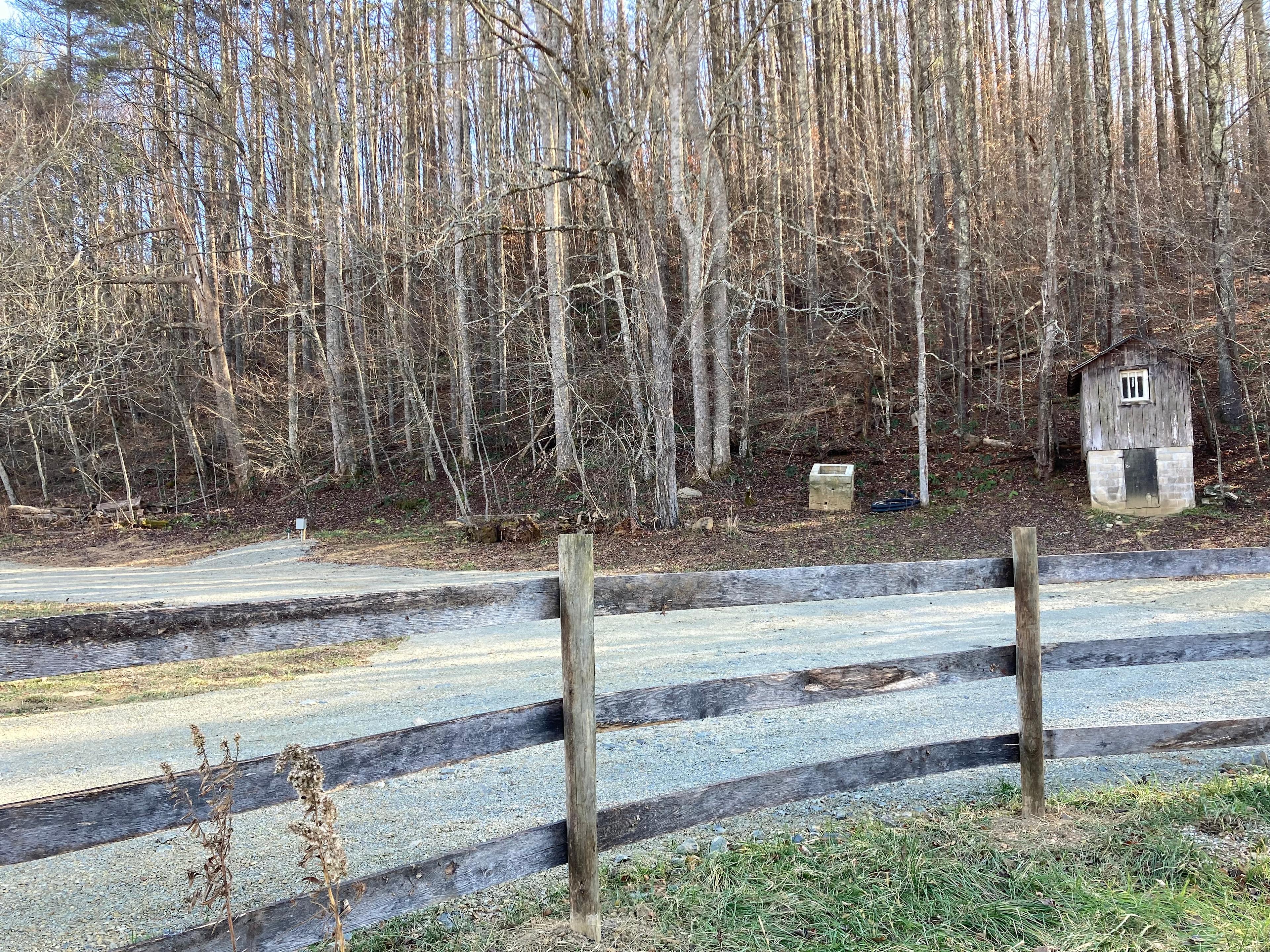 Route 221, Floyd Pike RV Sites