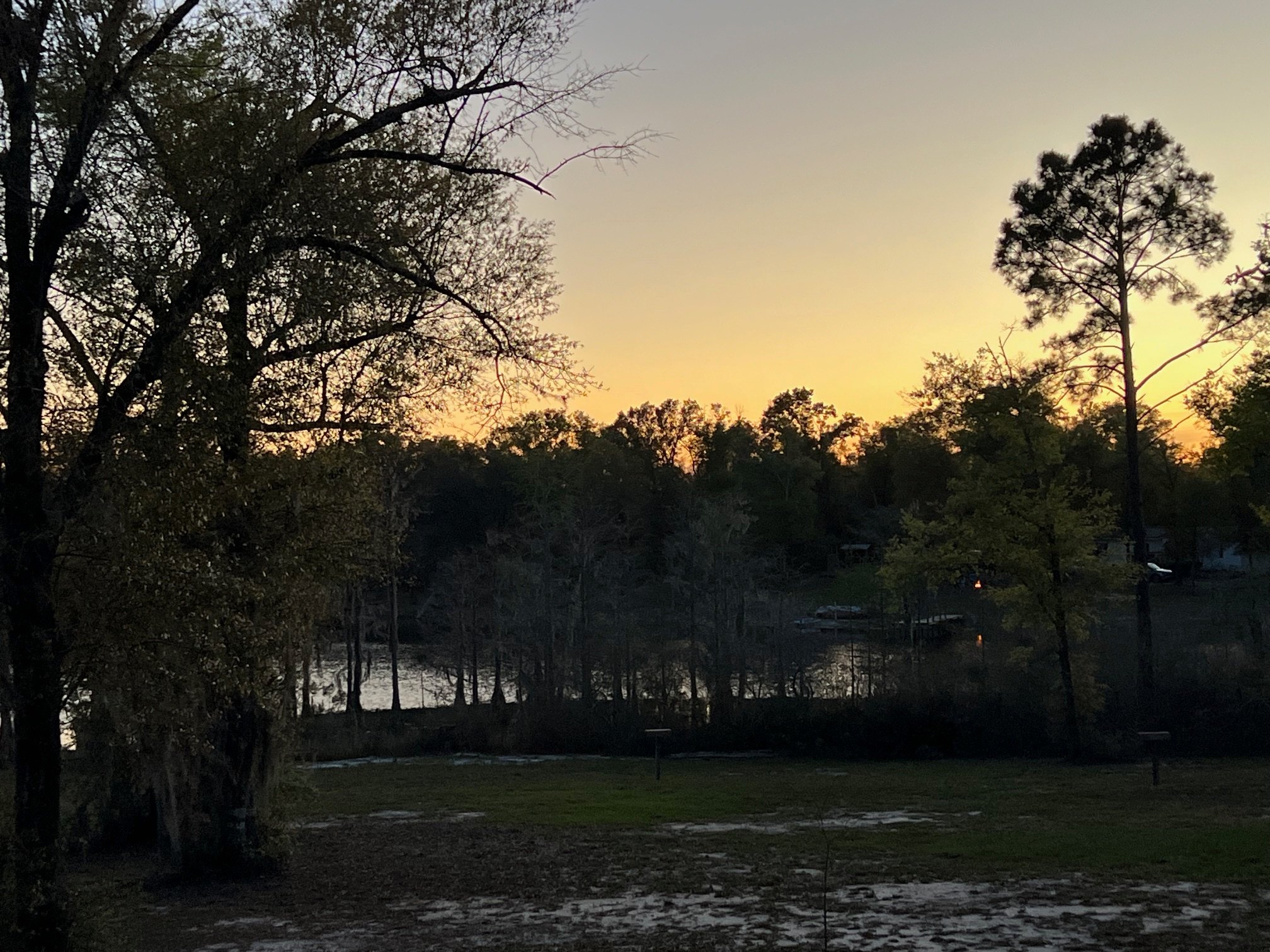 Escape and Relax - Off the grid