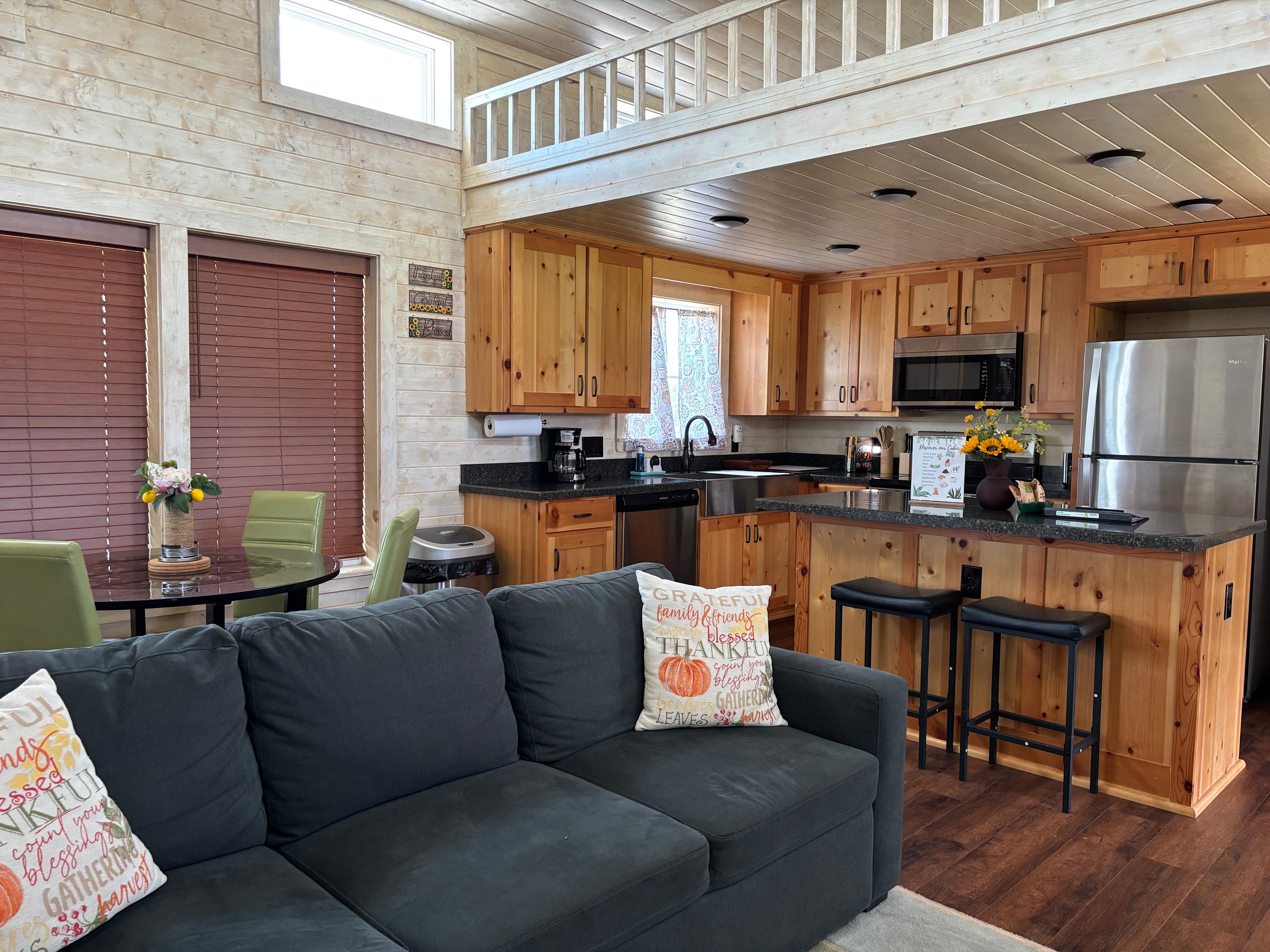 Cozy Texas Cabin W/ Deck, Firepit