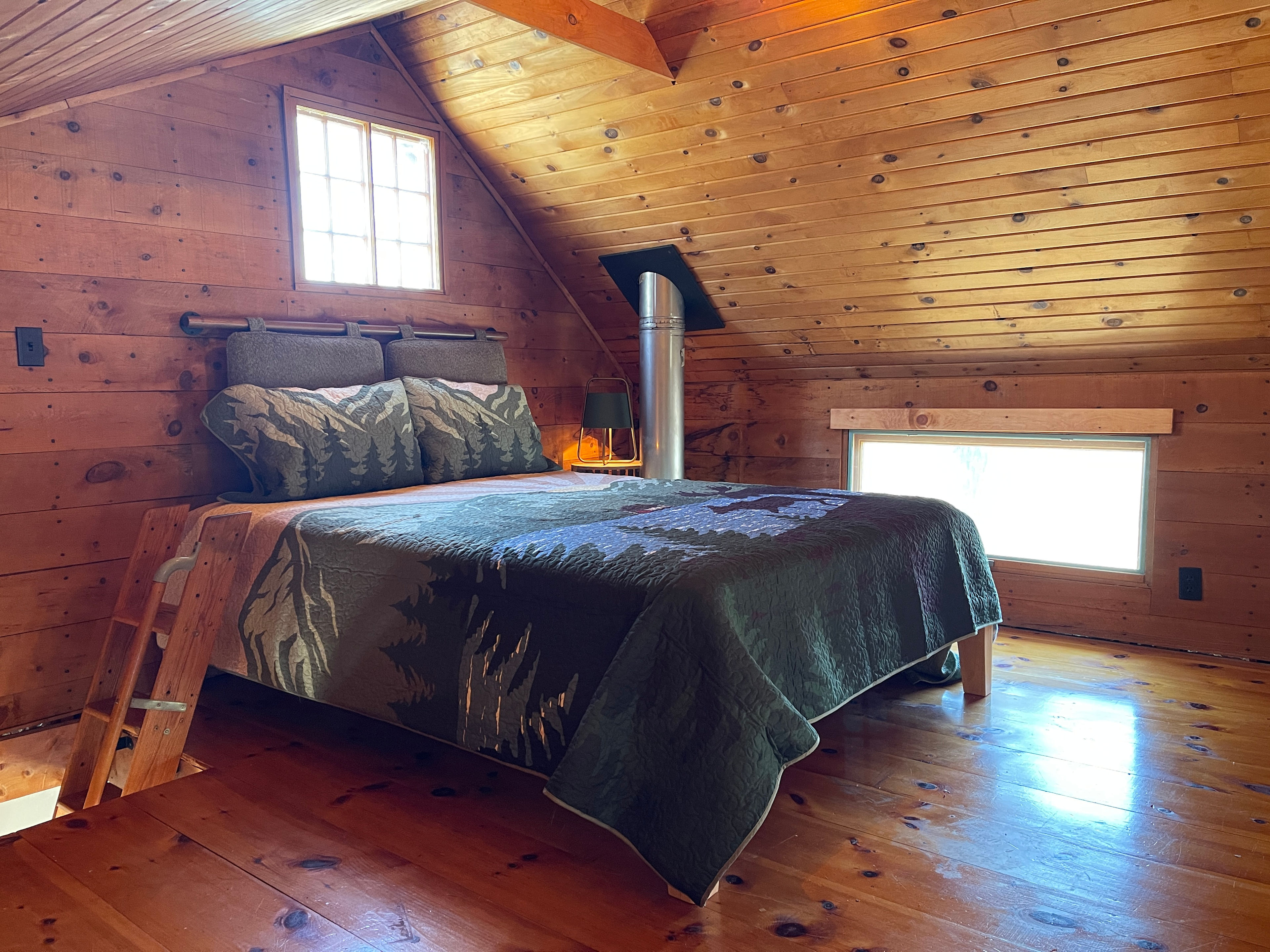 Nature Lovers Retreat! Rustic Cabin