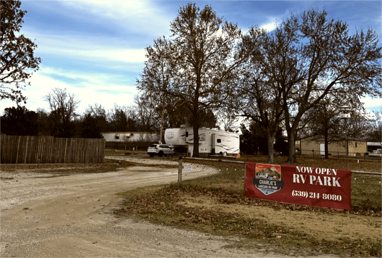Charlie's Lakeside RV Park