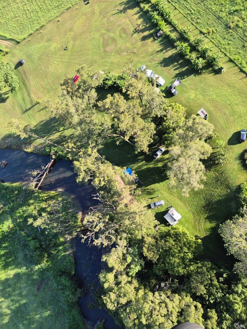 With up to 300m of creek-side camping on Lynchs Creek.