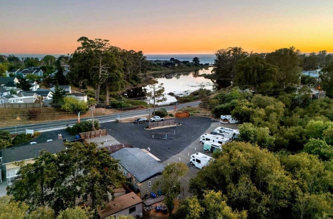 Beach RV Pleasure Point