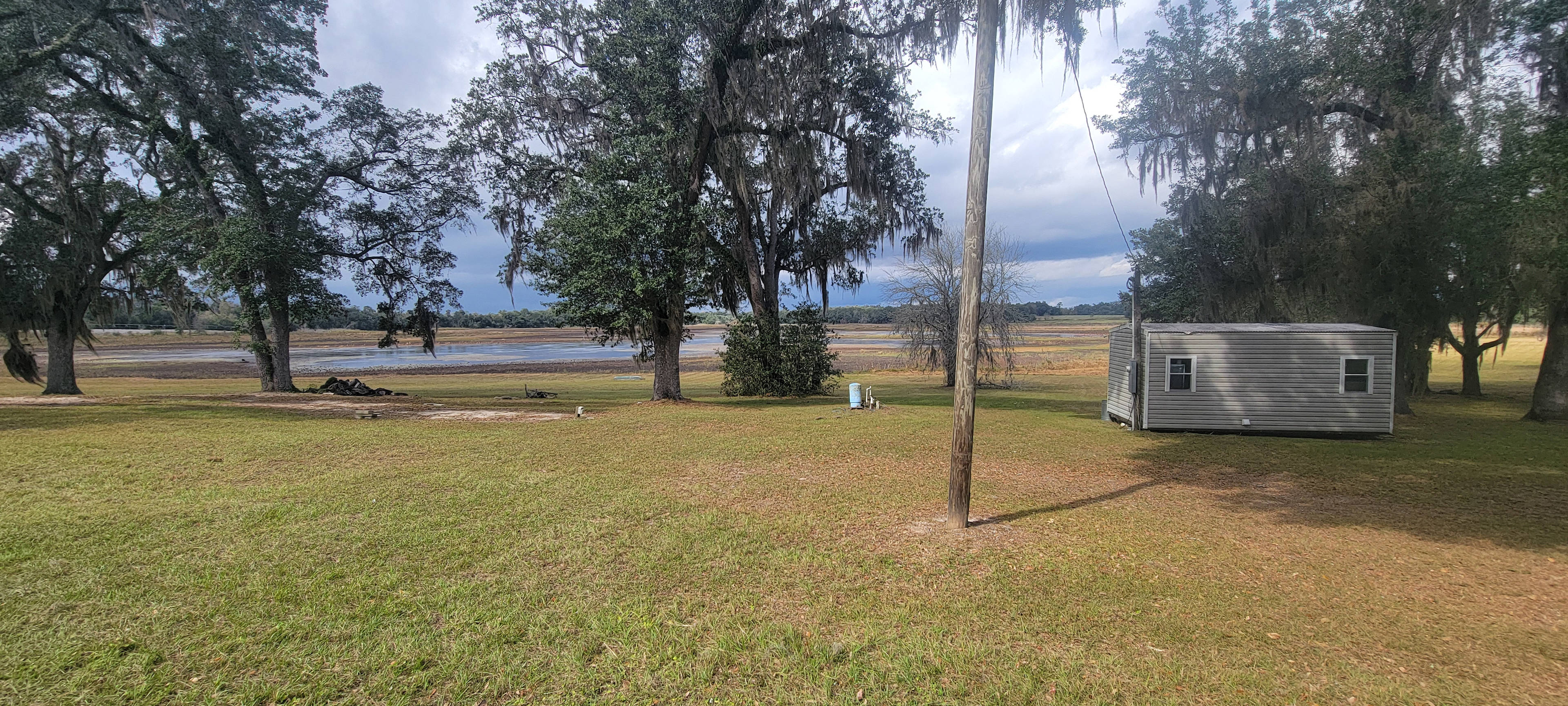 Bazzell Lake Getaway