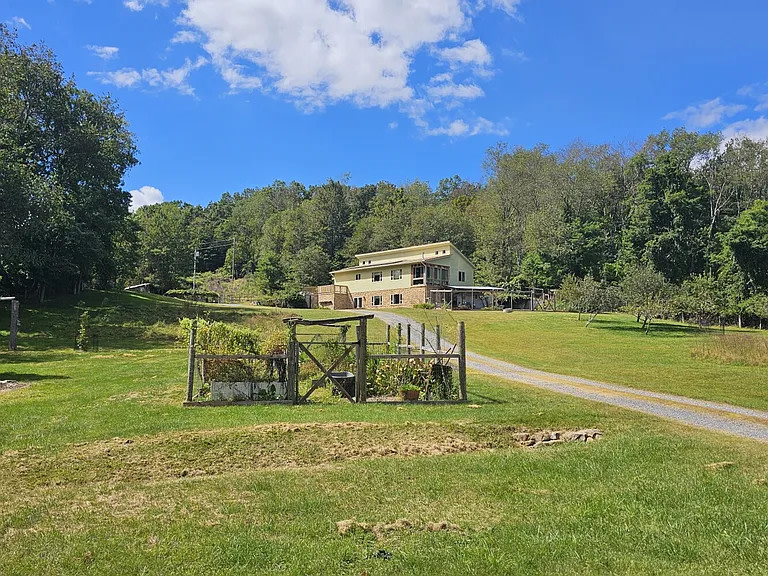 Monterey Mountain RV Camp