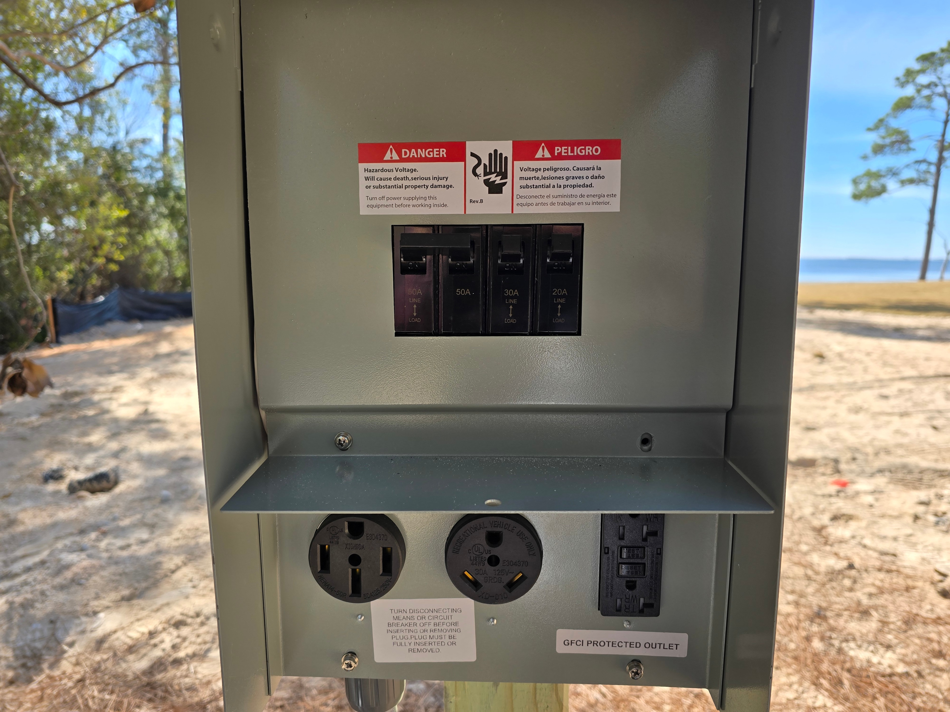 Secluded Waterfront Camping