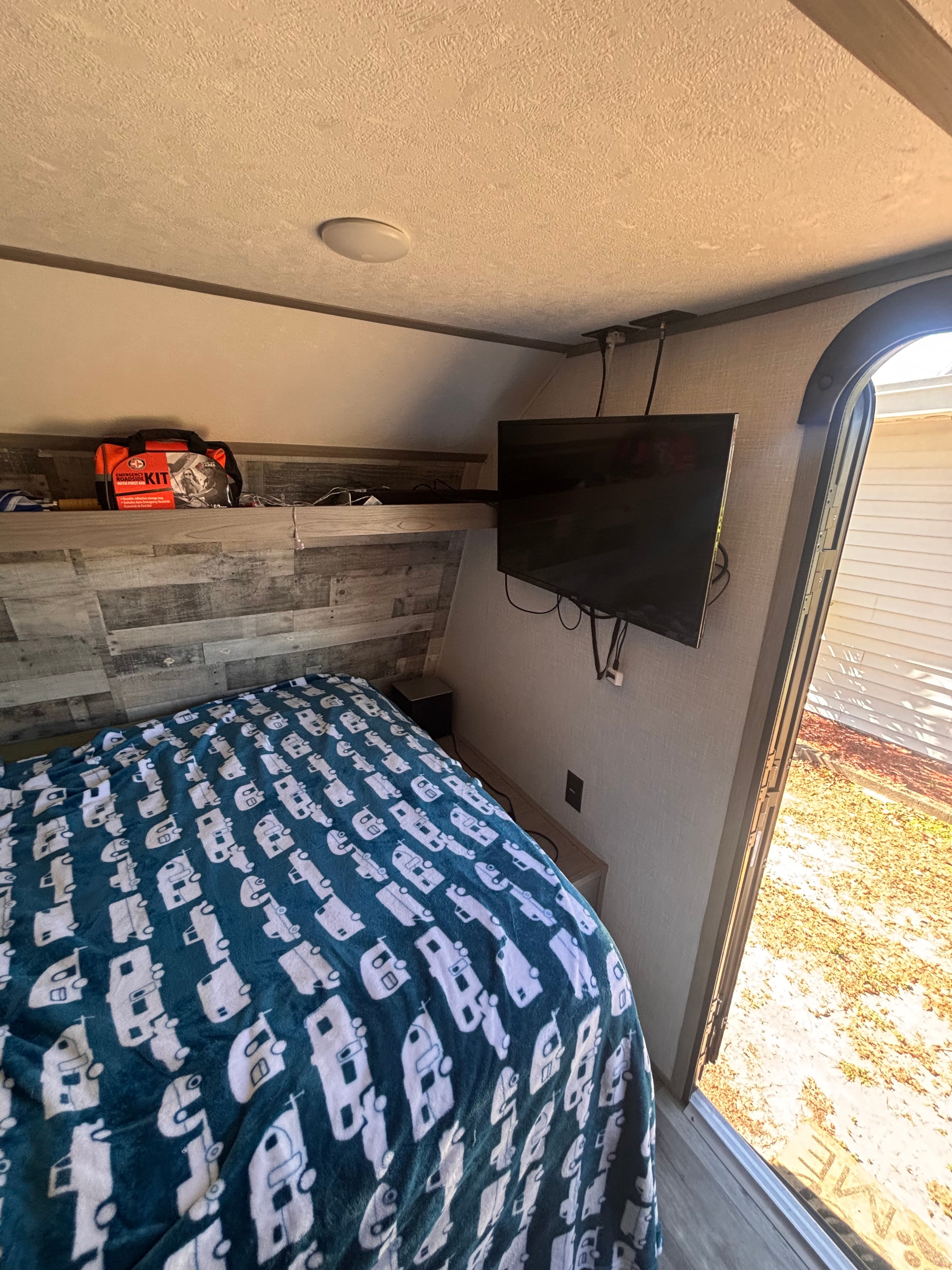 Quiet Getaway RV Stay
