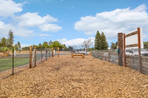 Skyway Trailer Court