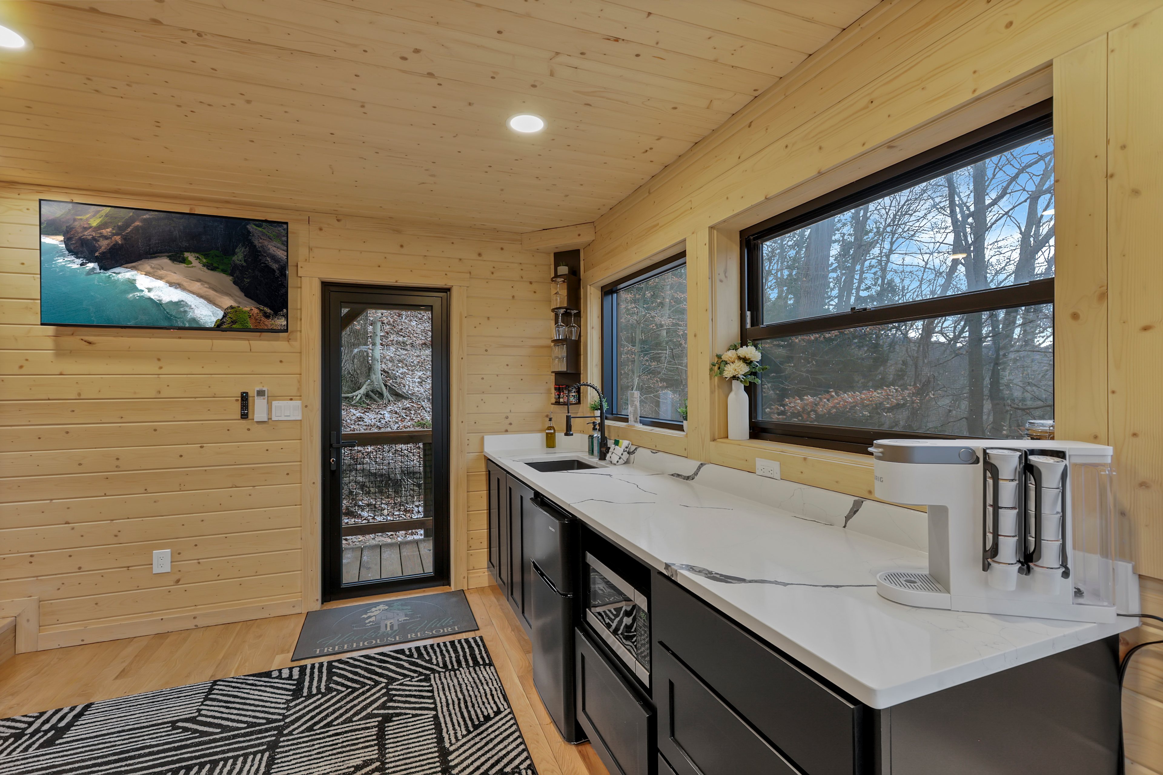 The Hocking Hills Treehouse Resort