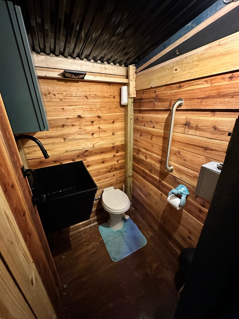 MERMAID COVE TROPICAL RETREAT