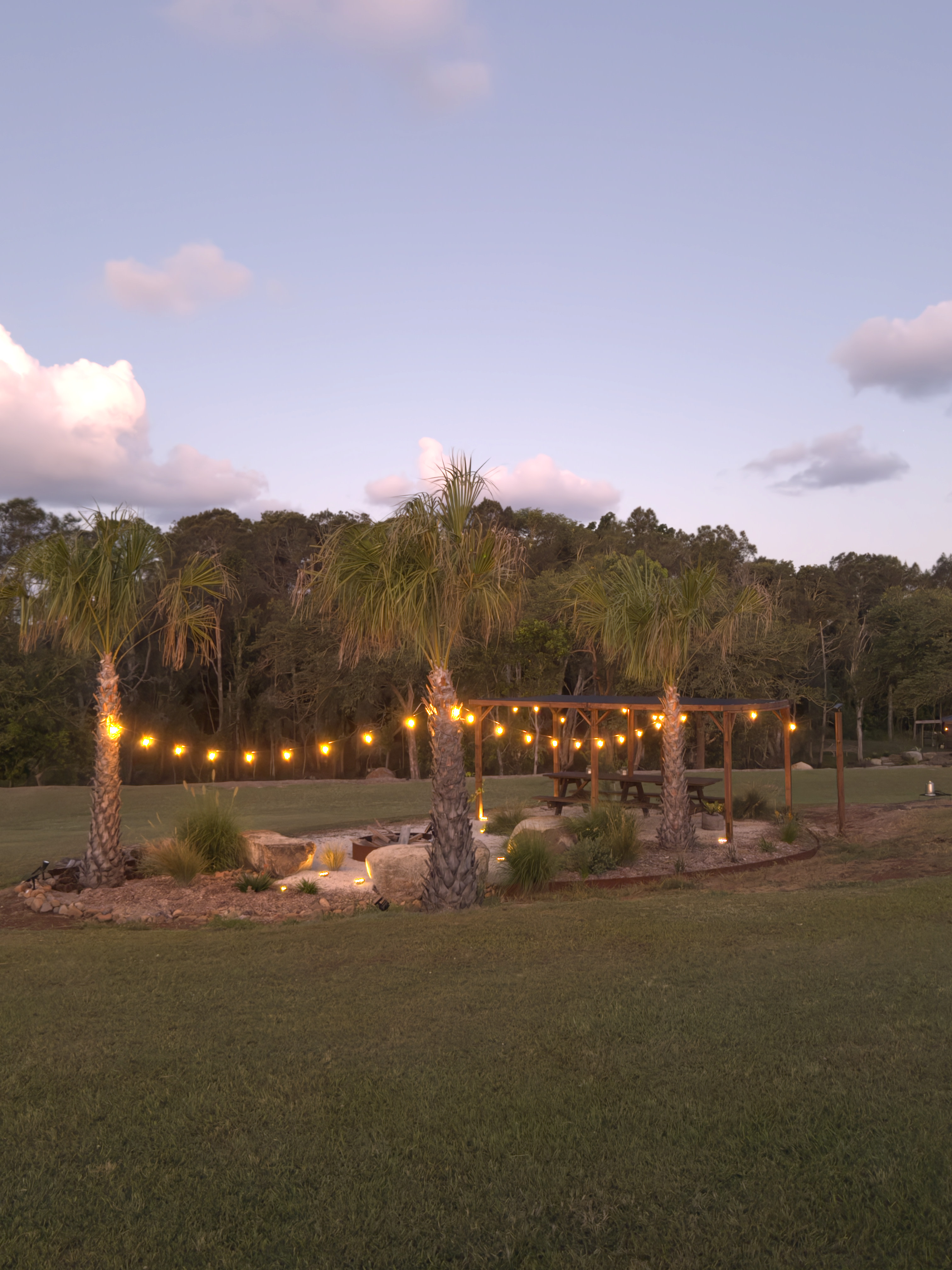 Fire pit area with dining table 
