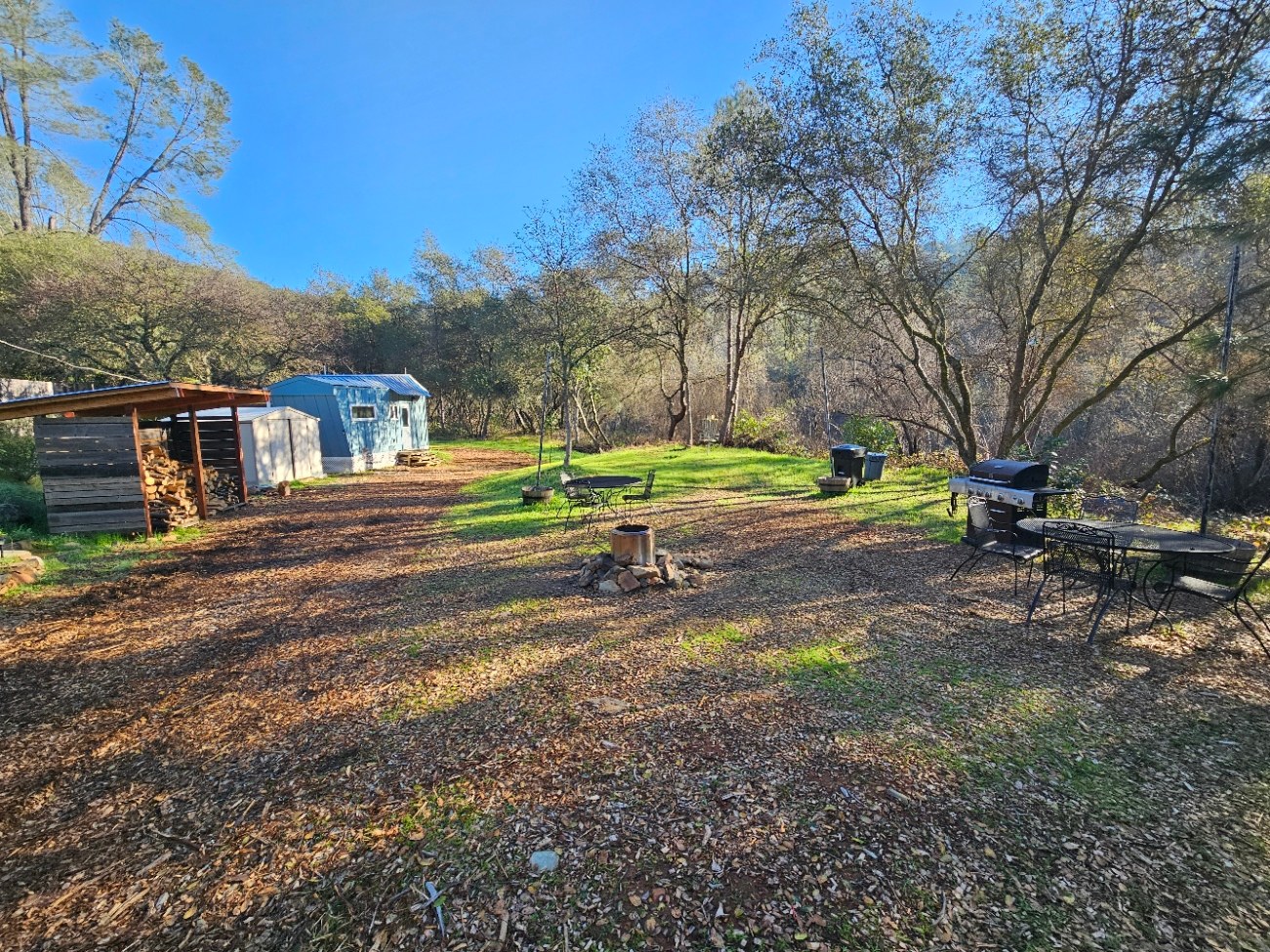 Perfect Getaway with Private Creeks