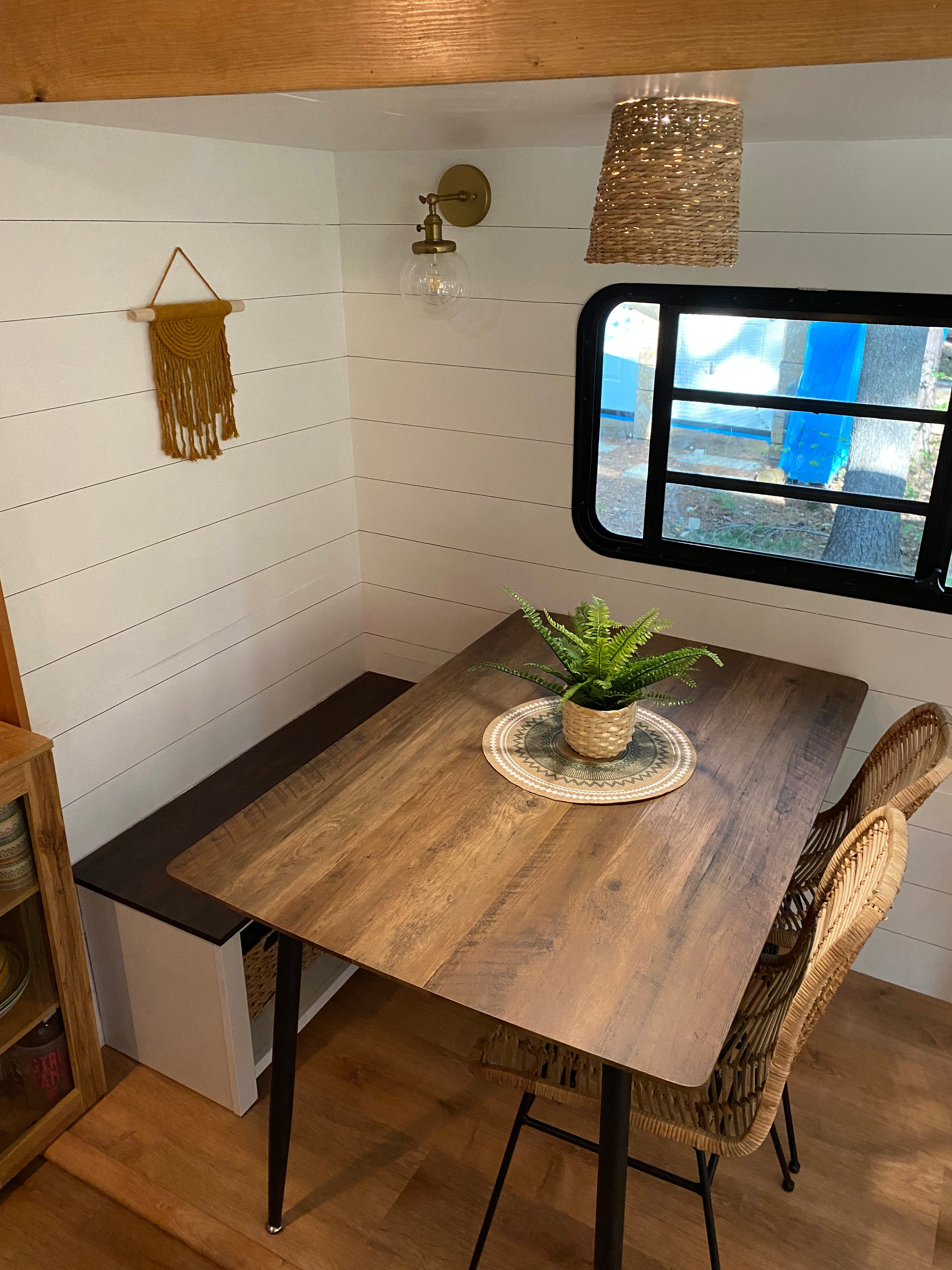 Lake & Pines Hideaway