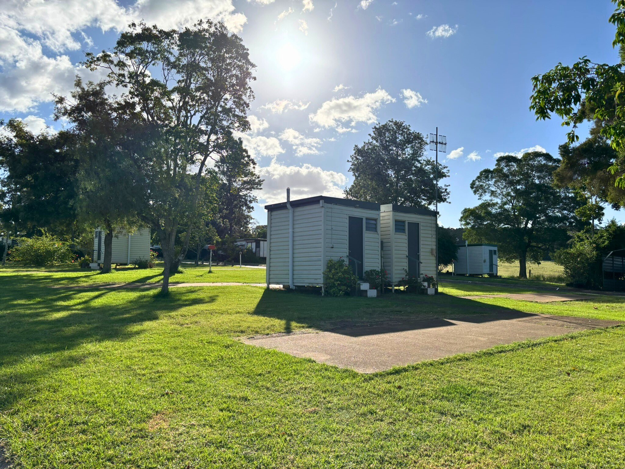 Yarraman Caravan Park & Cabins
