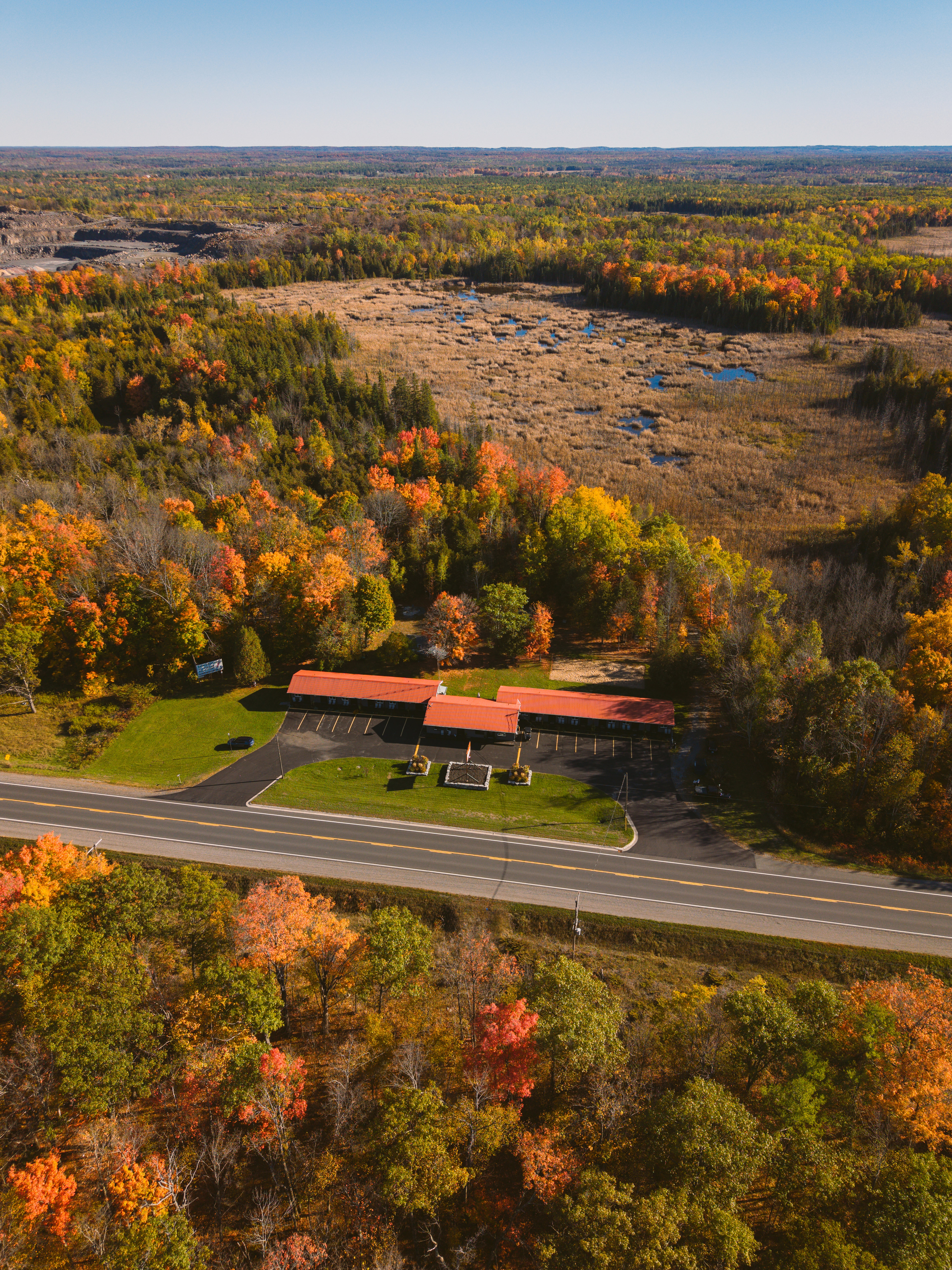 Moira Lake Motel And Campground