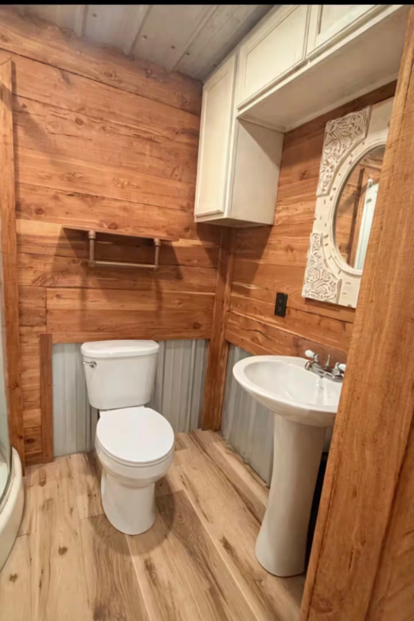 Rooftop Hot Tub Country Nights