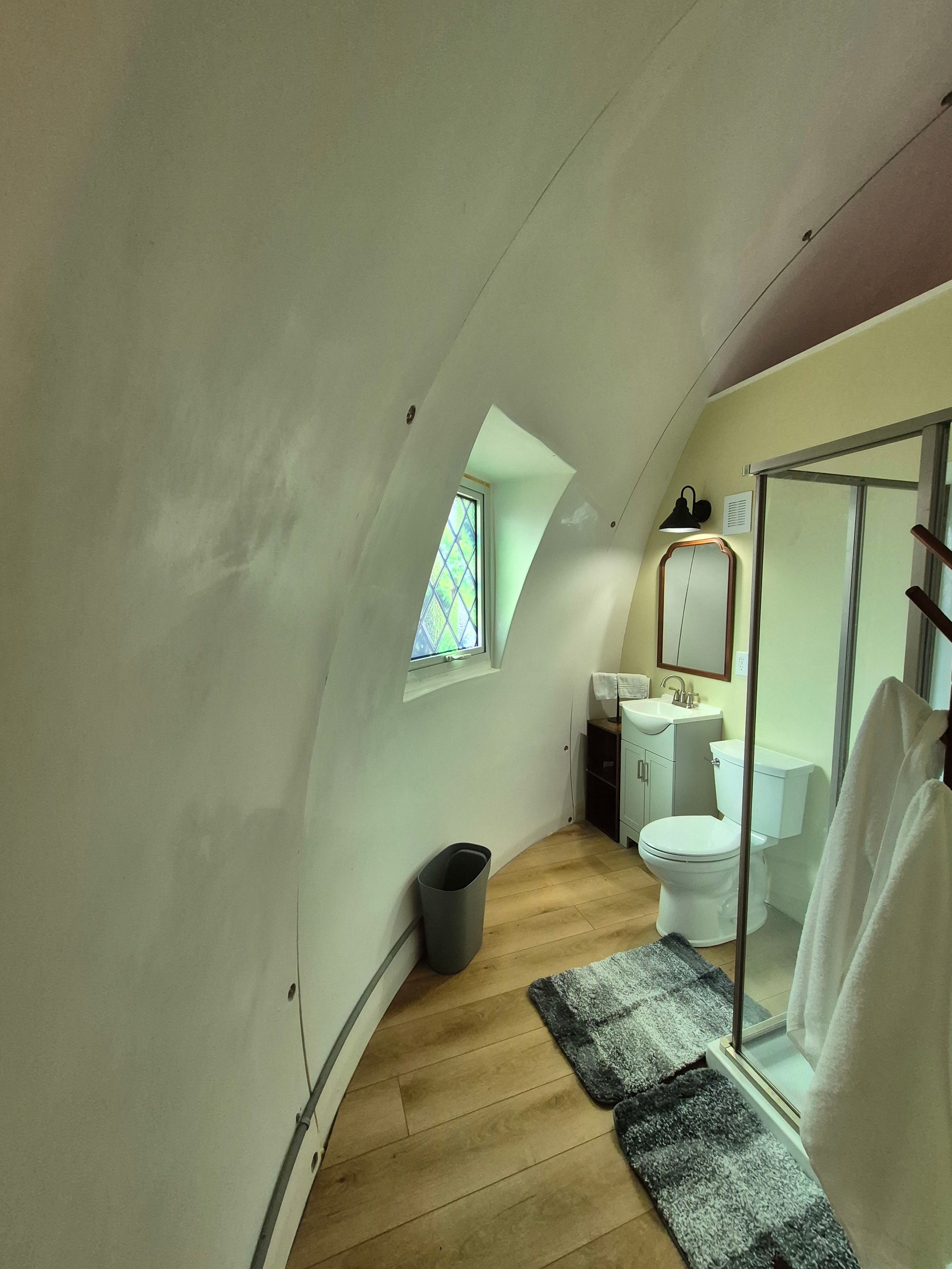 Secluded,Park-like Glamping Retreat