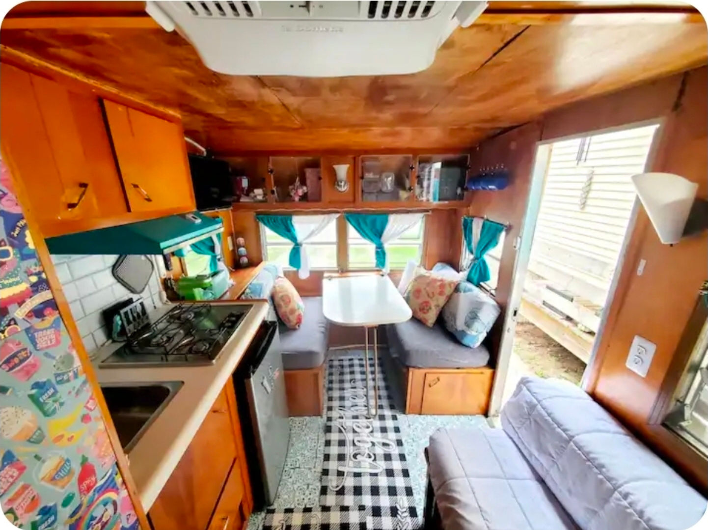 Private Backyard Gazebo-Site 2 RV