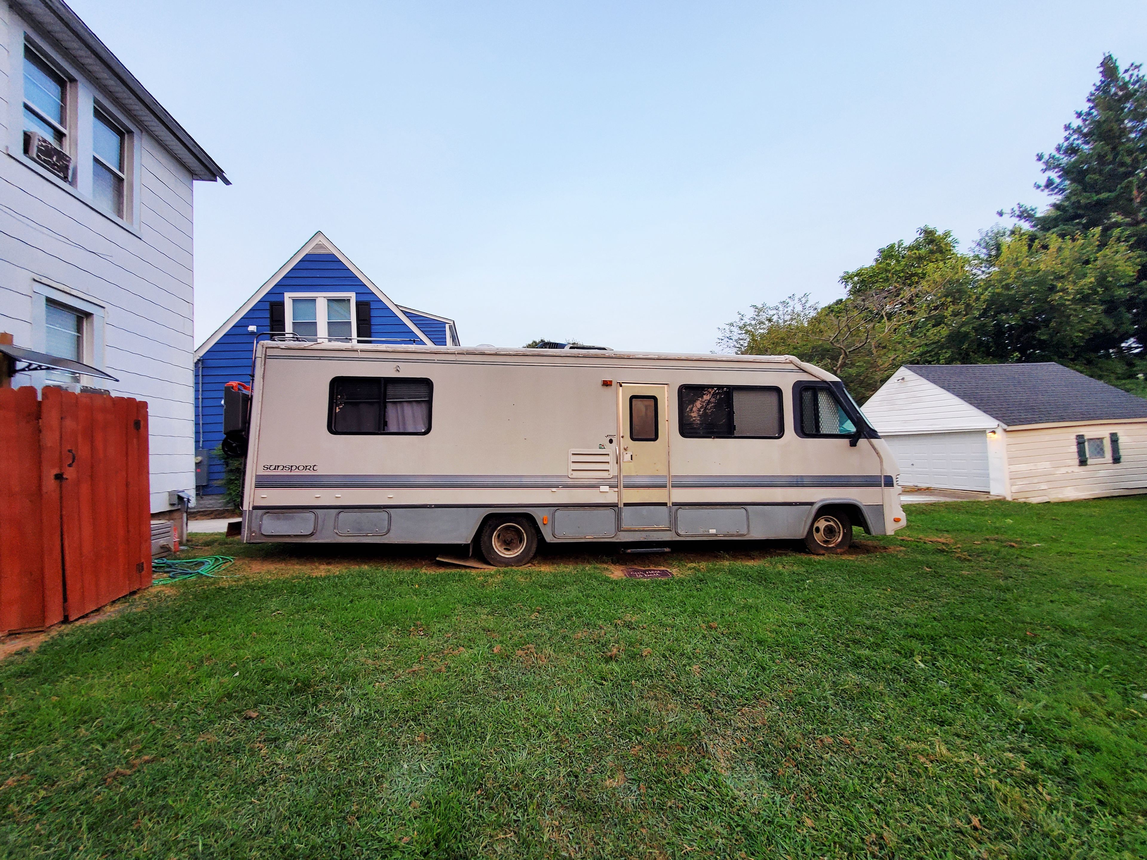 Private Backyard Gazebo-Site 2 RV