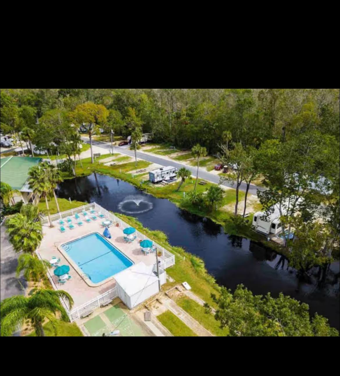 Luxury Tiny House By The River