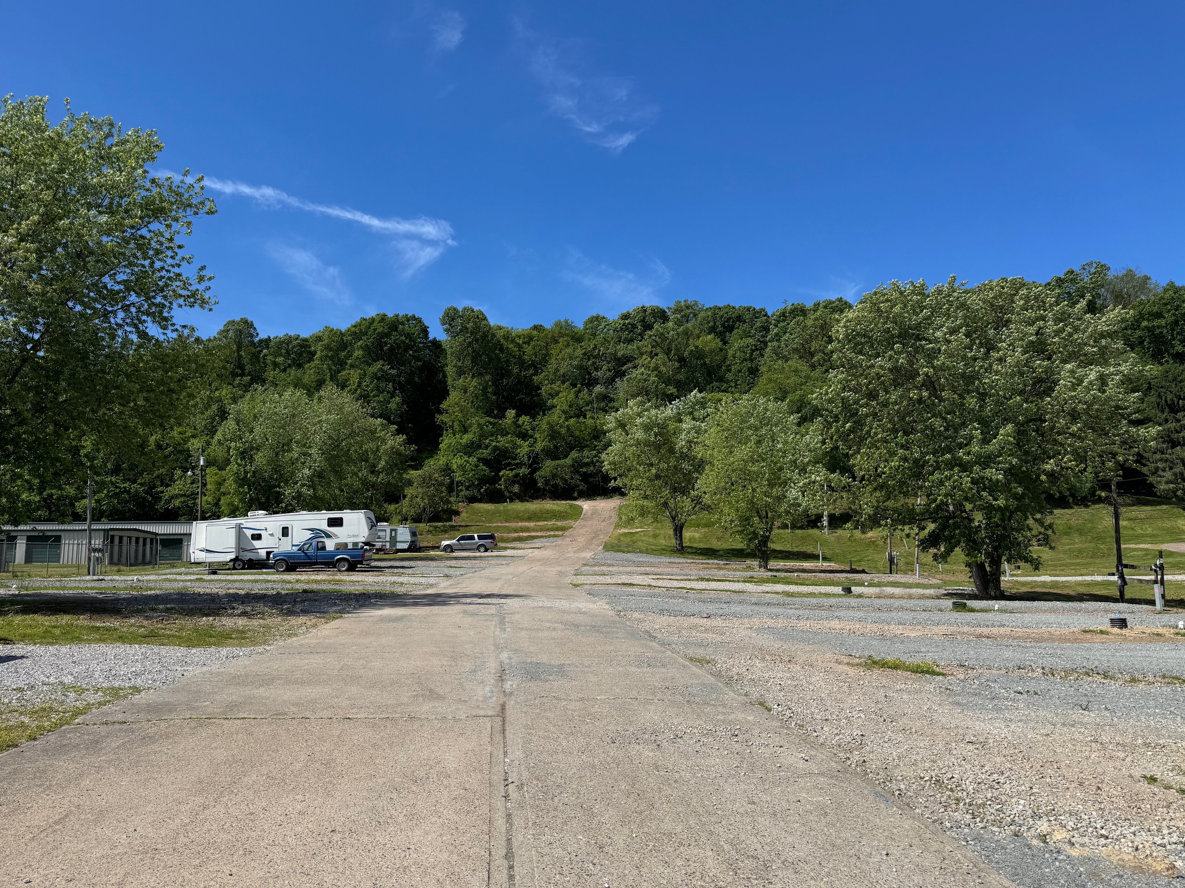 Parkersburg RV Park And Storage